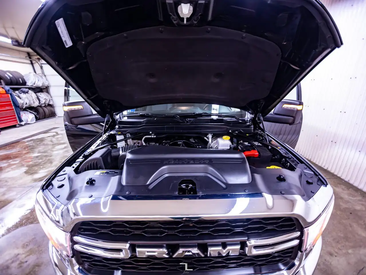 RAM 3500 снимка RAM 3500