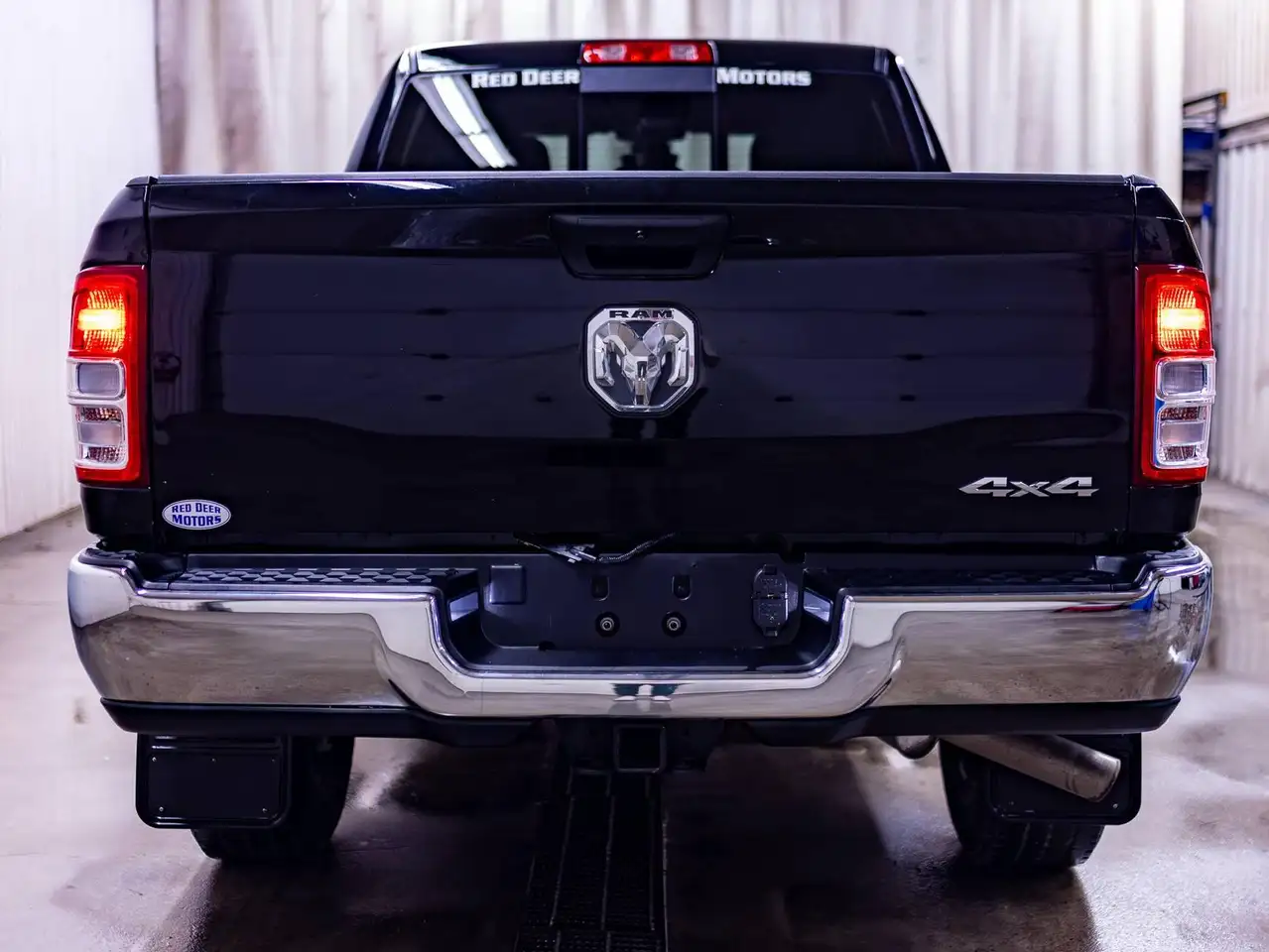 RAM 3500 снимка RAM 3500