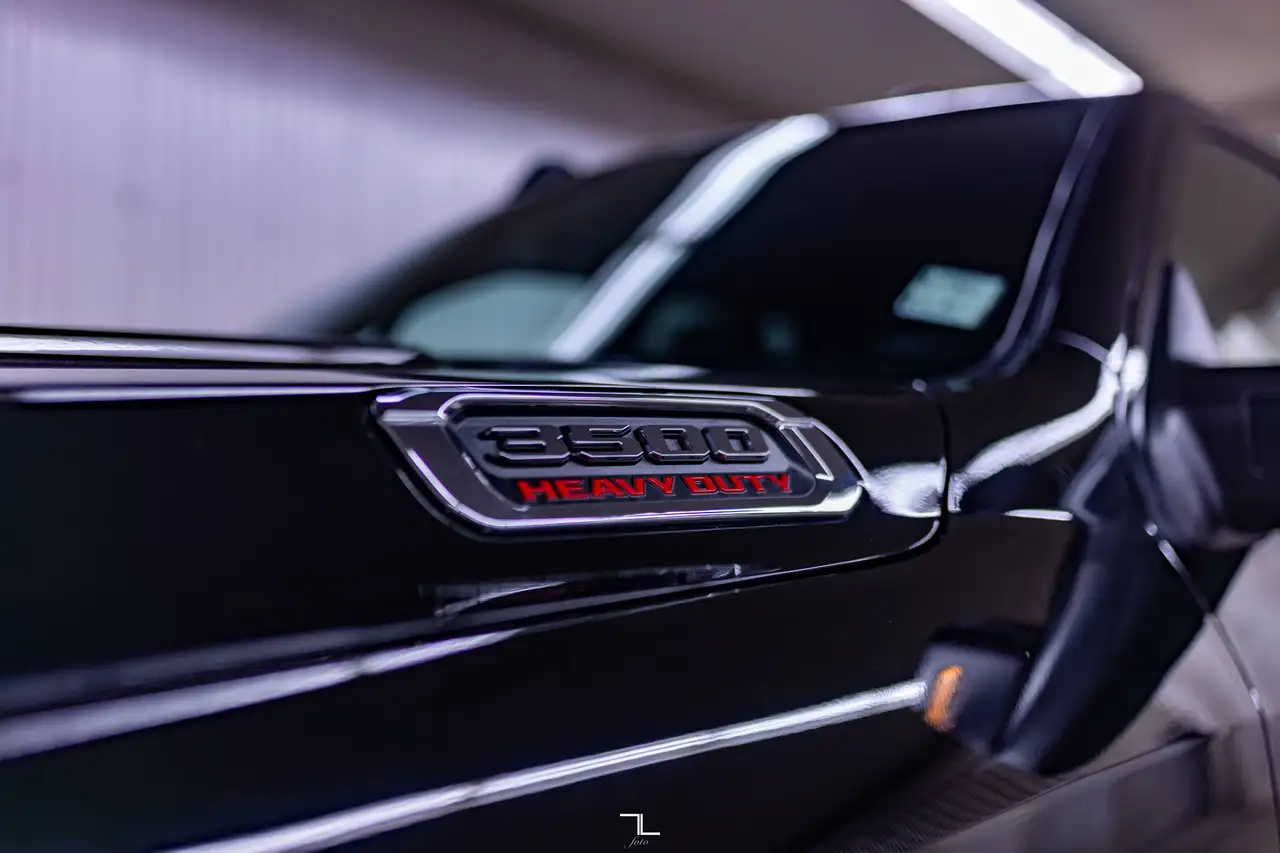 RAM 3500 снимка RAM 3500