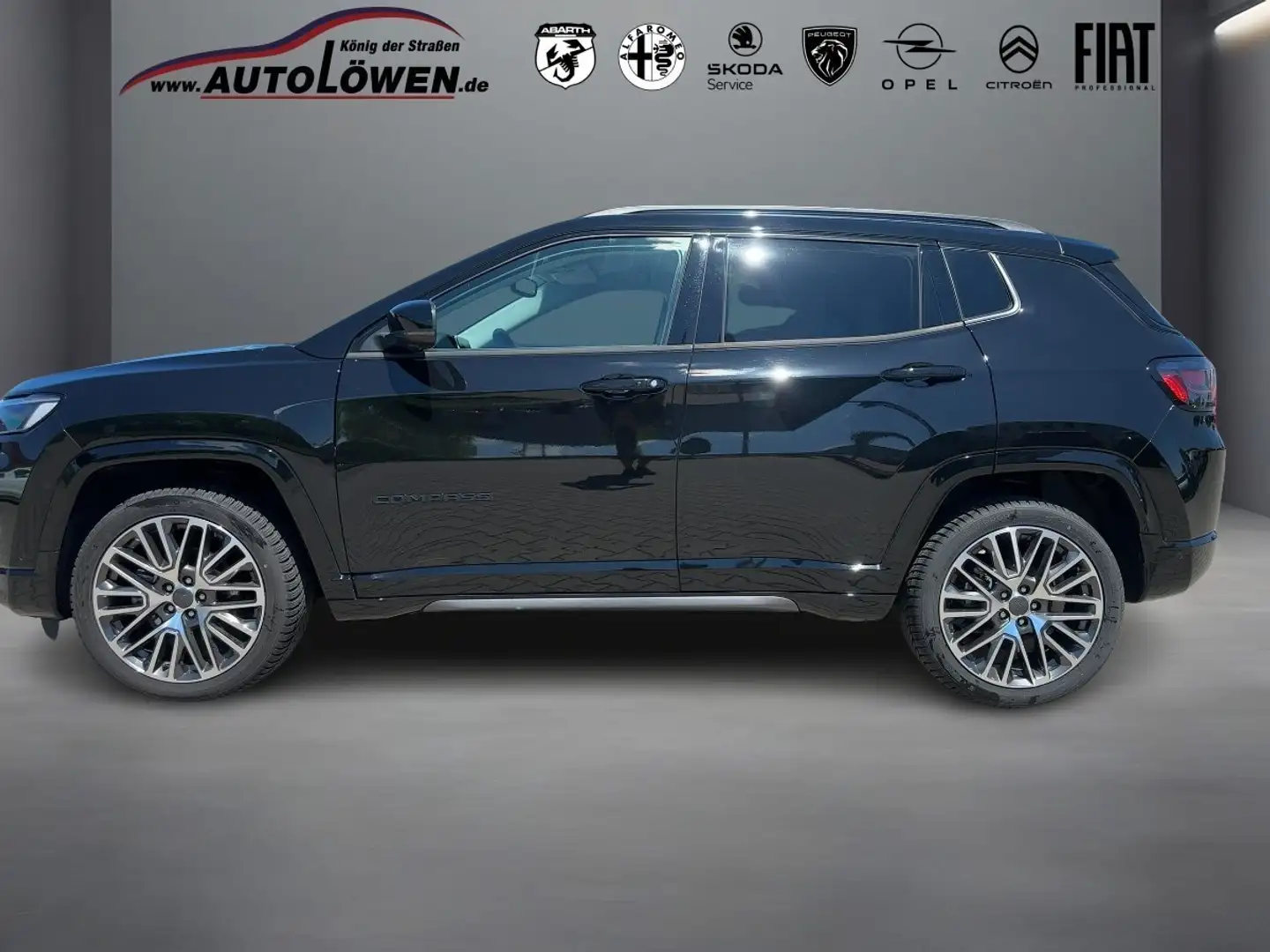 Jeep Compass 1.5 MultiAir Mild Hybrid Summit (EURO 6d) Zwart - 2