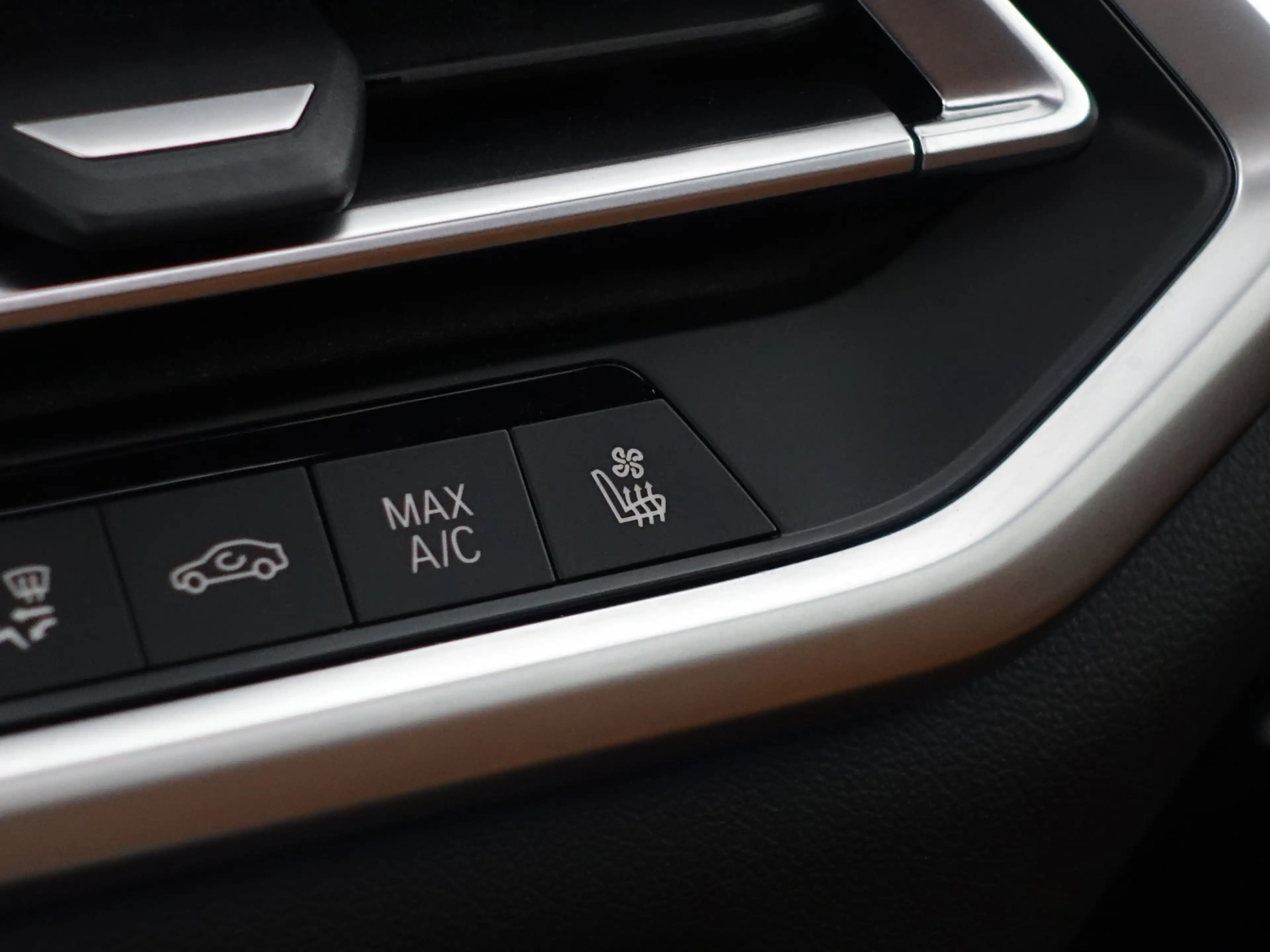 BMW X5 xDrive45e M Sport- Dravitgrau, Laser led, Stoelmas — photo 14