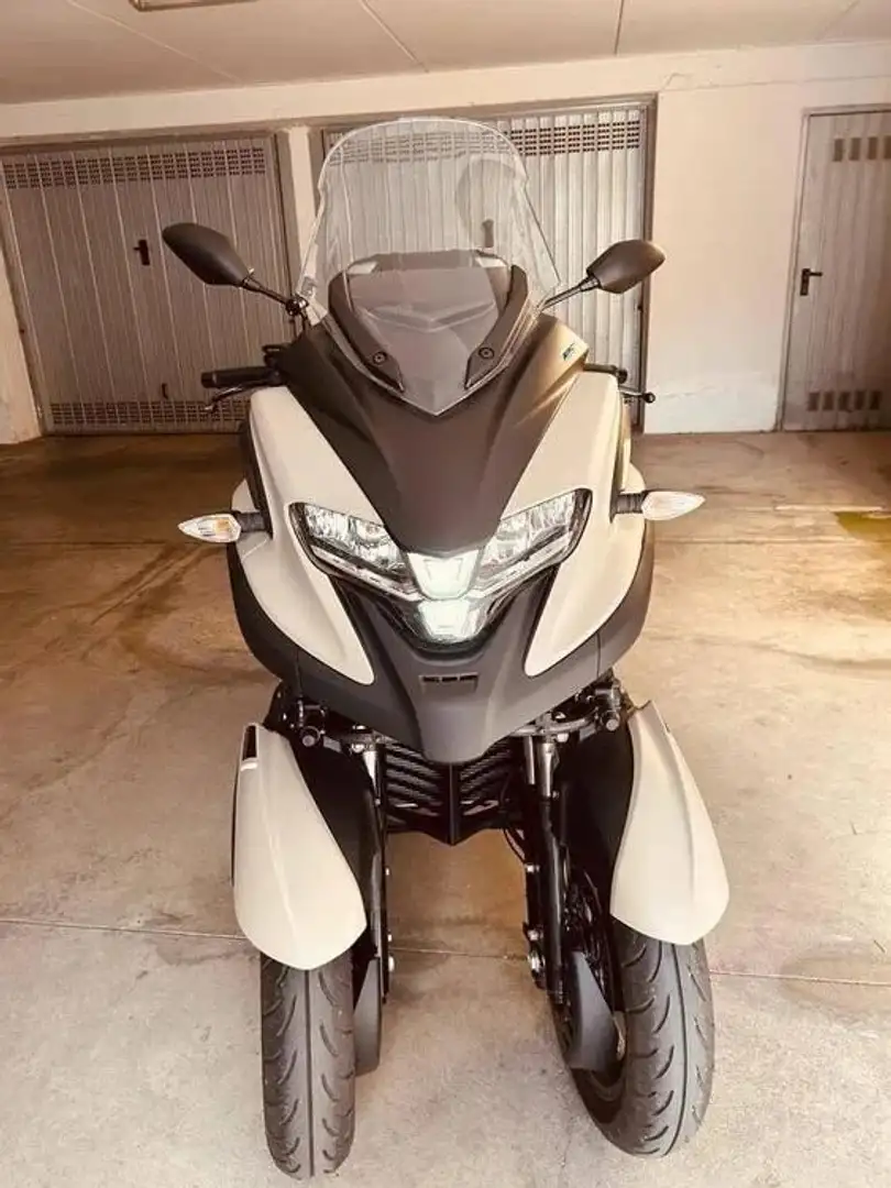 Yamaha TriCity 300 Bianco - 1