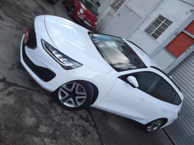 Ford Focus view 24