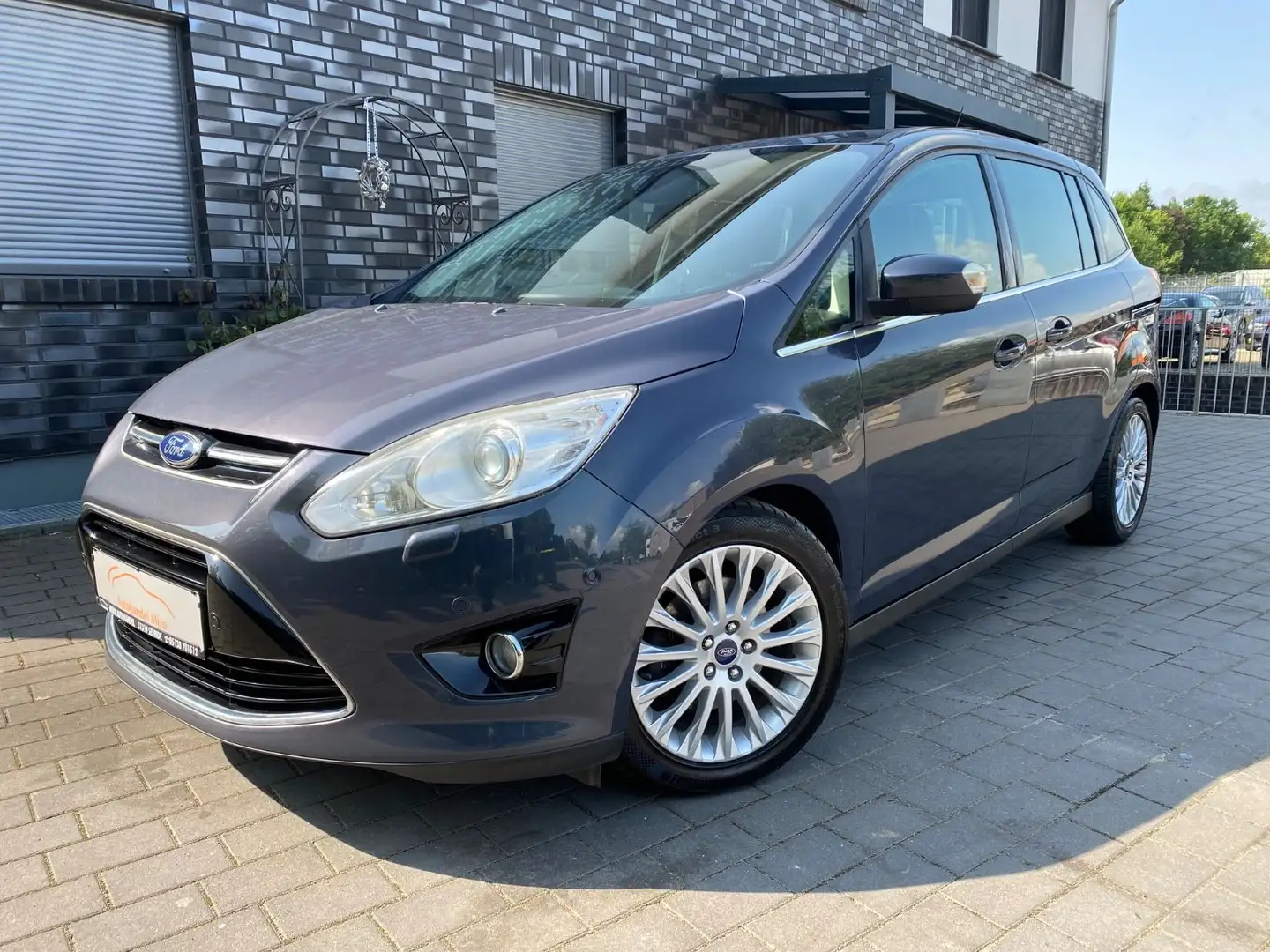 Ford Grand C-Max Grand C-MAX Titanium Gris - 1