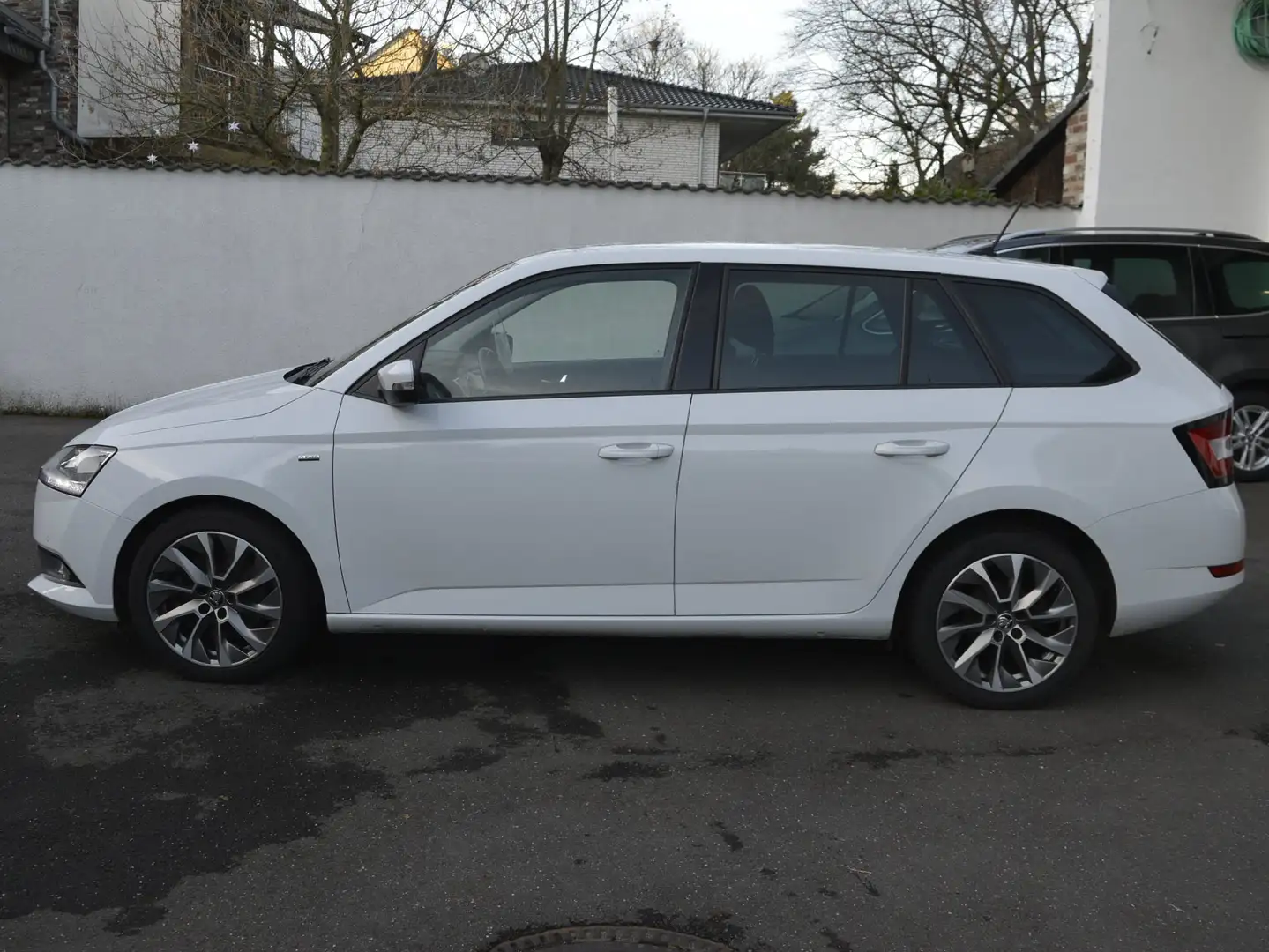 Skoda Fabia Combi 1.0 TSI Clever*DSG*ACC*CAM*DAB+*Smart Link* Weiß - 1