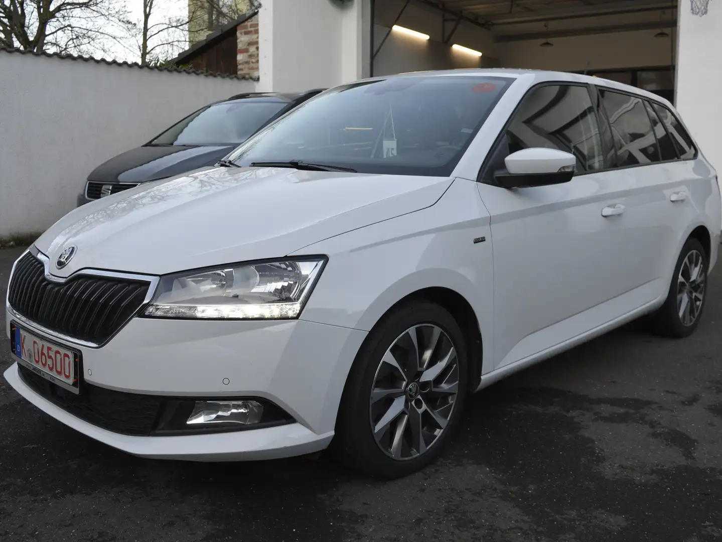 Skoda Fabia Combi 1.0 TSI Clever*DSG*ACC*CAM*DAB+*Smart Link* Weiß - 2
