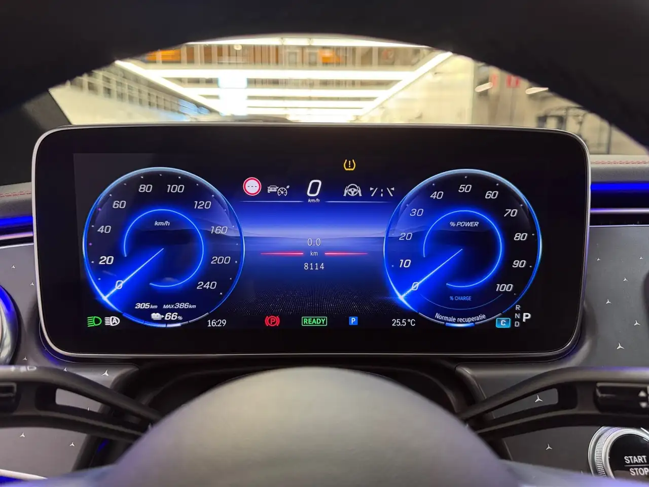 Mercedes-Benz EQE + AMG-Line Launch Edition ** AIRMATIC Pano ..., миниатюра 18