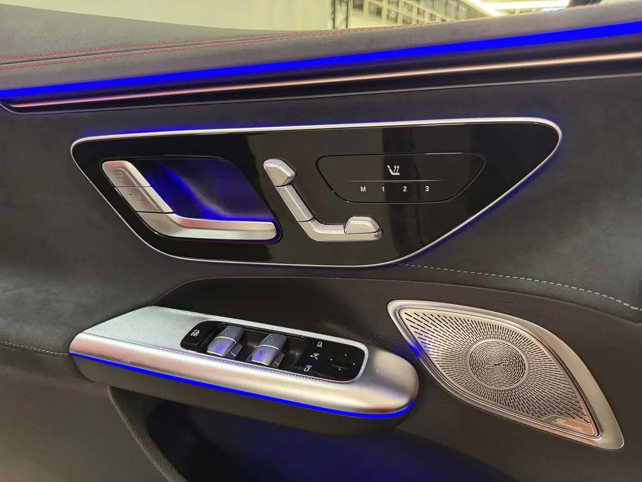 Mercedes-Benz EQE + AMG-Line Launch Edition ** AIRMATIC Pano ..., миниатюра 20