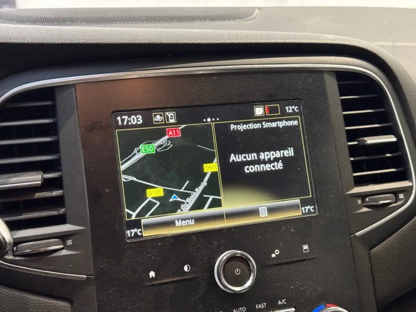 Renault Megane IV STE 1.5 BLUE DCI 95CH AIR NAV Blanc - 2