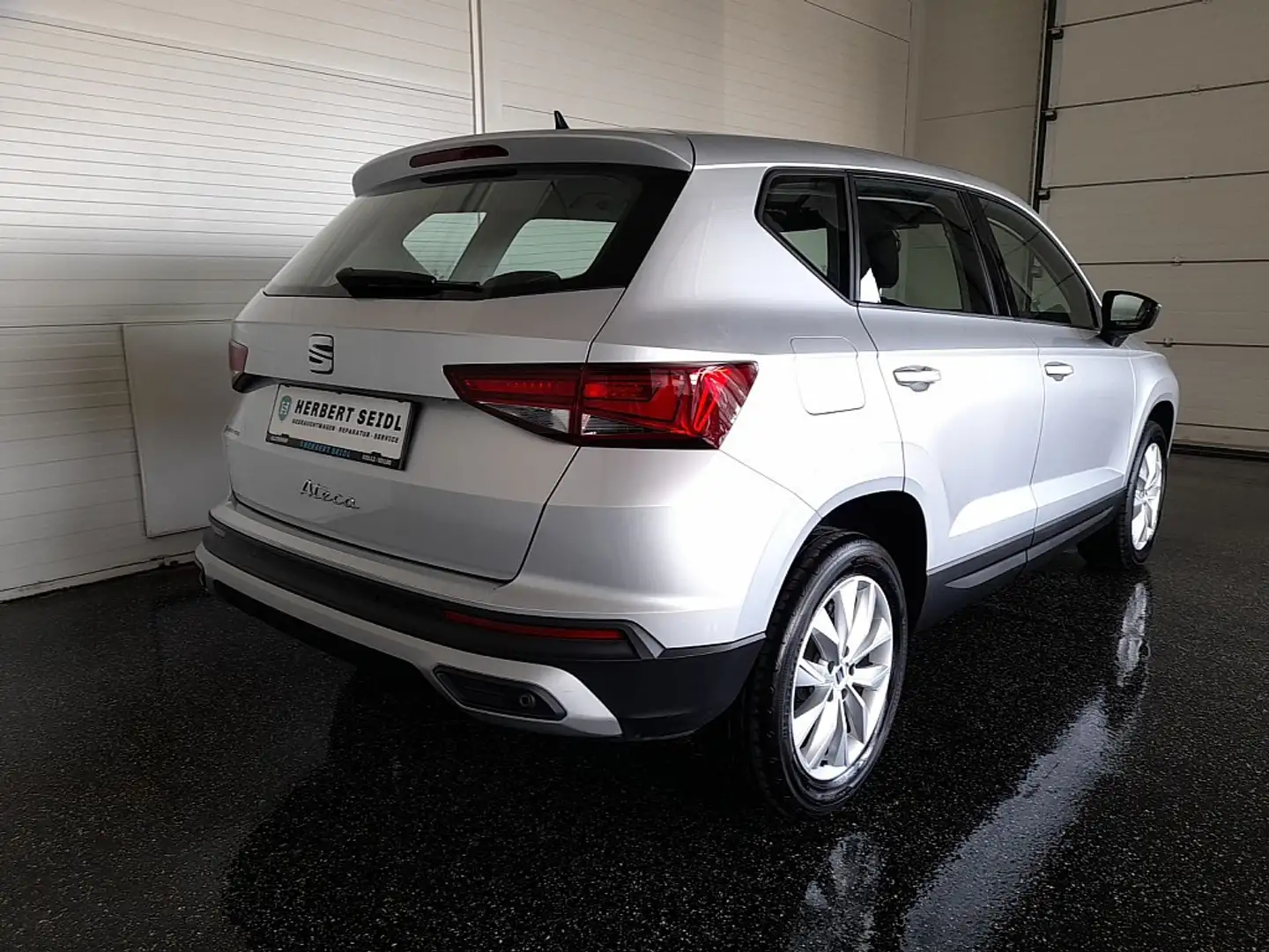 SEAT Ateca Style 2,0 TDI *VOLL-LED / NAVI / TEMPOMAT / PDC... Silber - 2