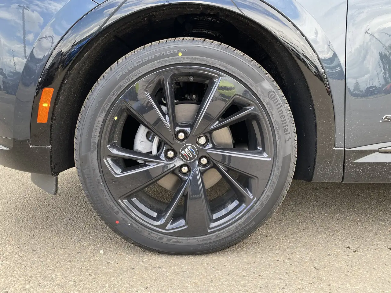 Buick Envision снимка Buick Envision