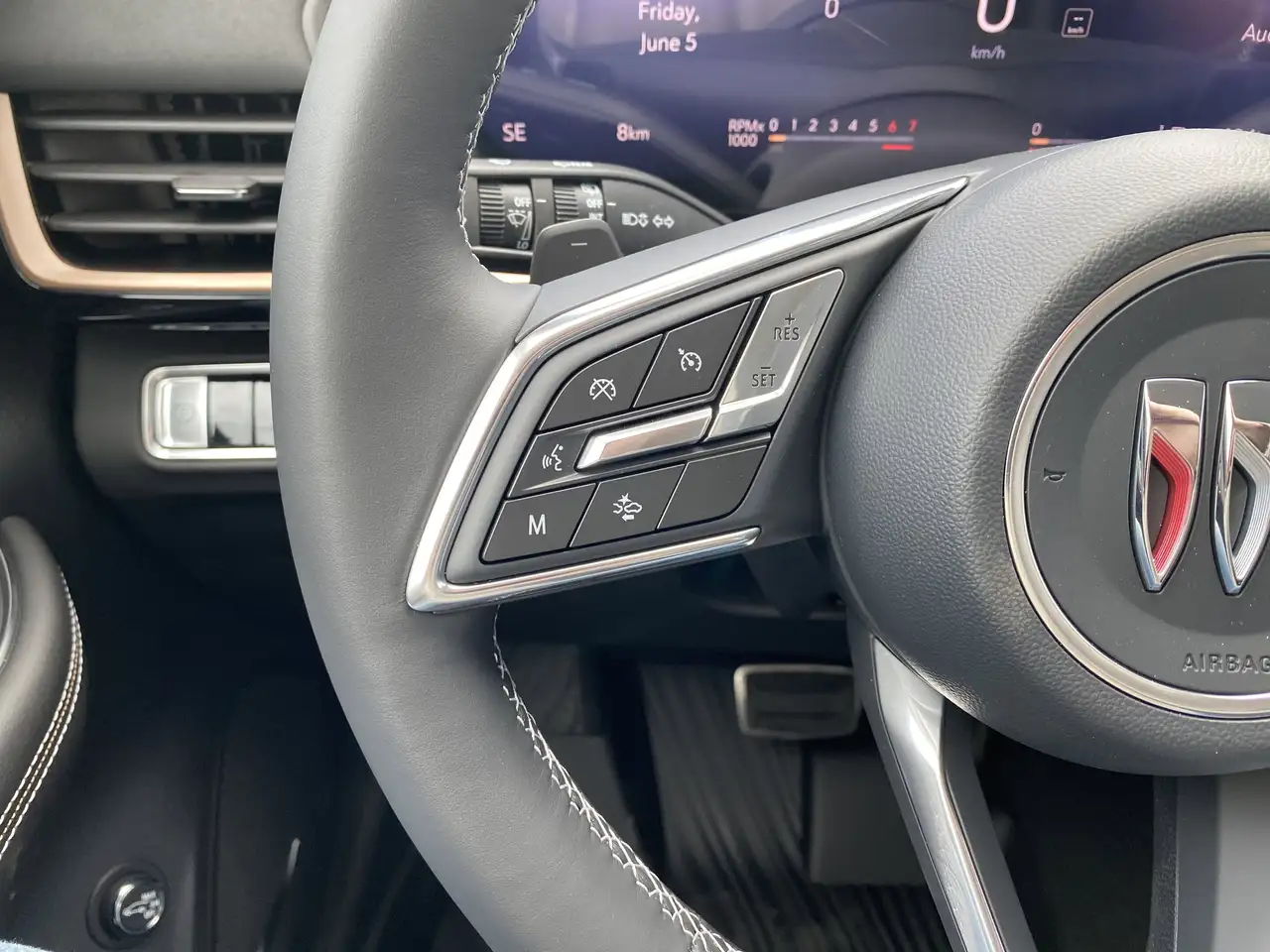Buick Envision снимка Buick Envision