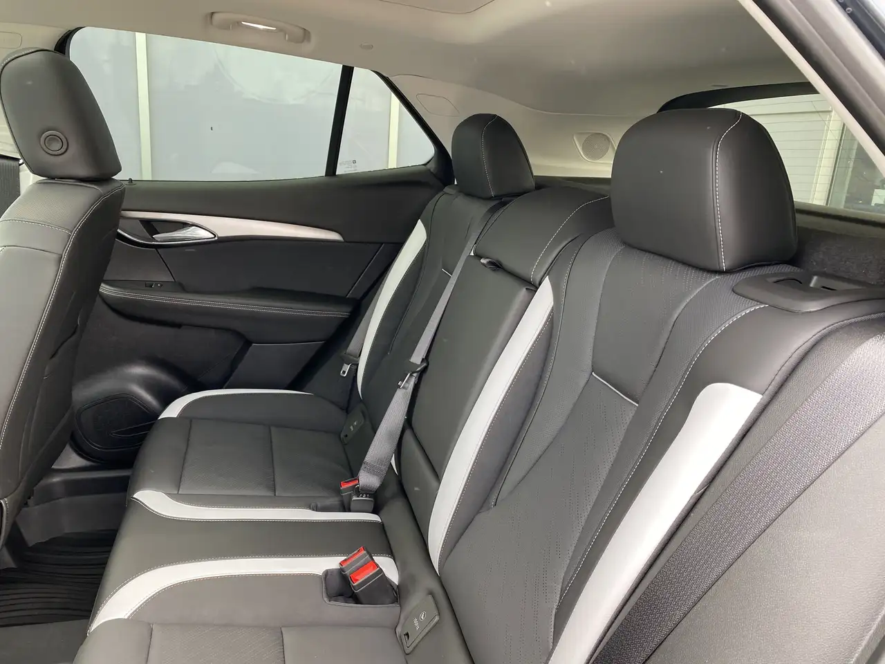 Buick Envision снимка Buick Envision