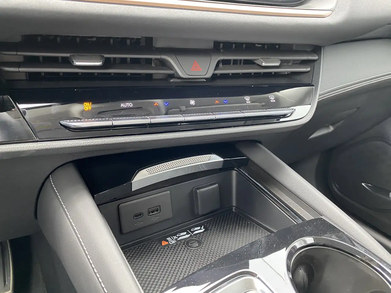 Buick Envision снимка Buick Envision