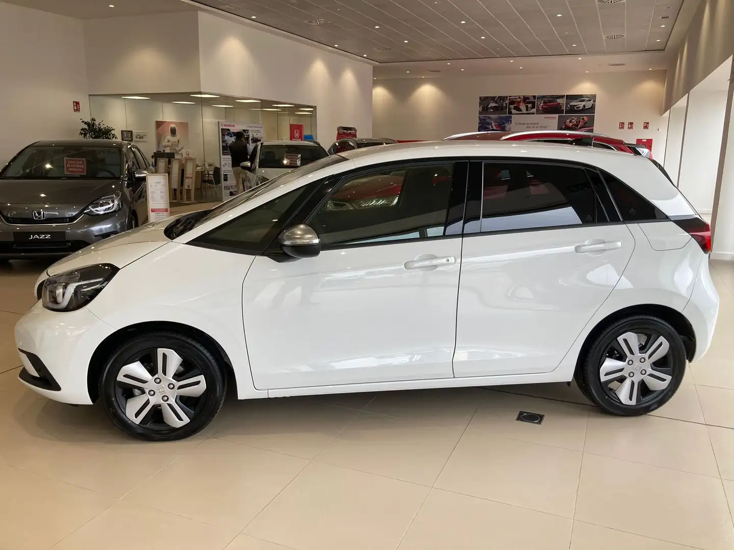 Honda Jazz 1.5 i-MMD Executive - 2