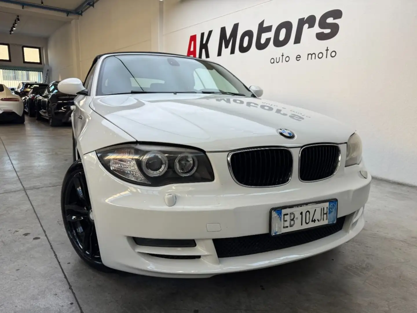 BMW 120 d cat 3 porte Cabrio Blanc - 2