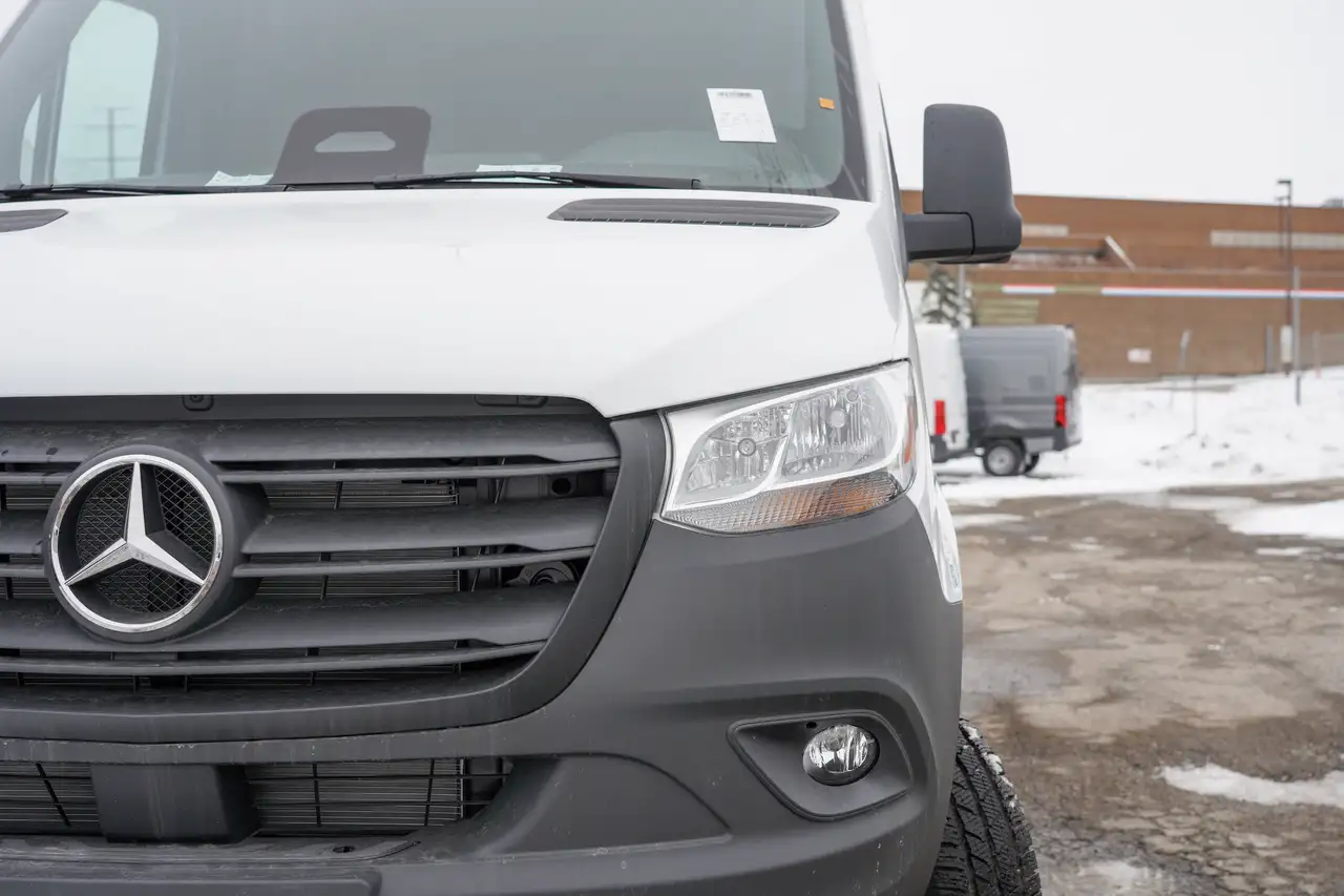 Mercedes-Benz Sprinter снимка Mercedes-Benz Sprinter