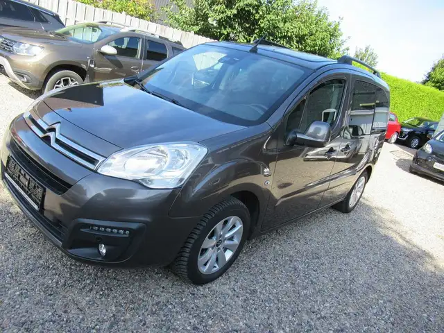 Citroen Berlingo Kombi  5-Türer Multispace PureTech 110 SHINE