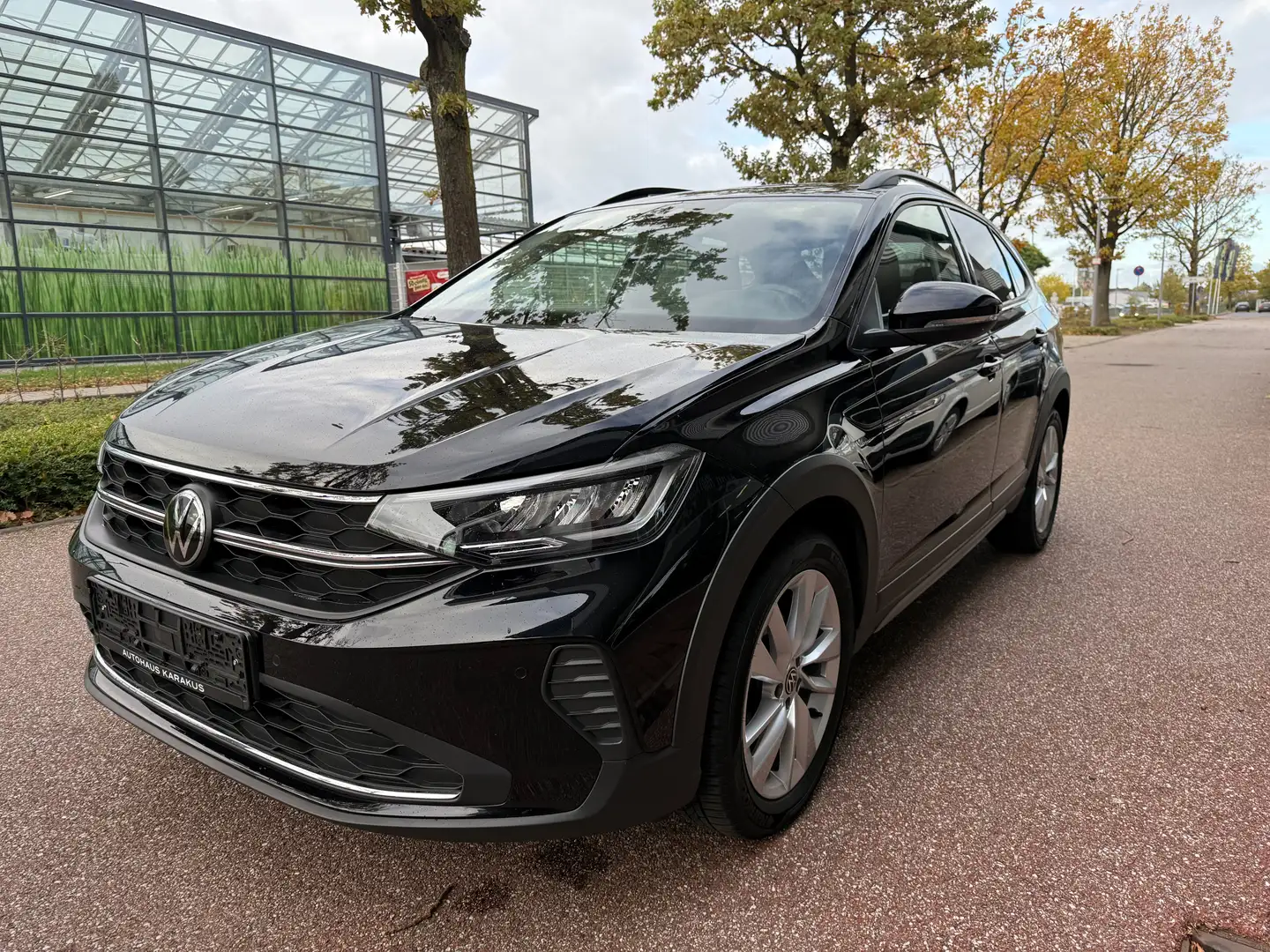 Volkswagen Taigo Life Navi/Carplay/Digi Cockpit/LED Schwarz - 1