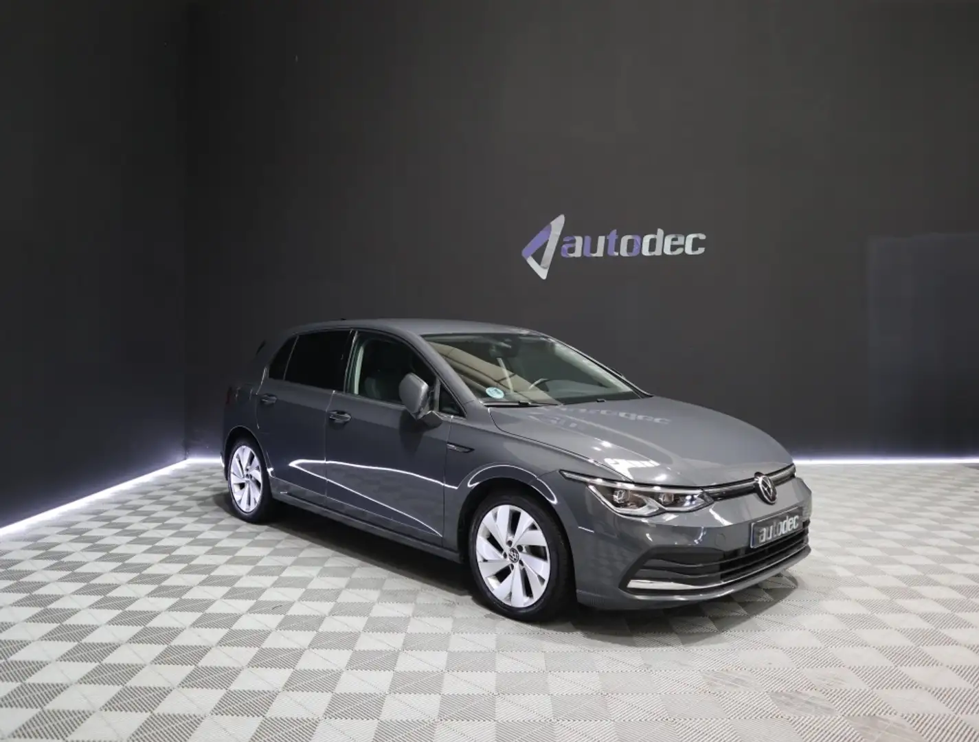 Volkswagen Golf 2.0TDI Style DSG 110kW Gris - 1