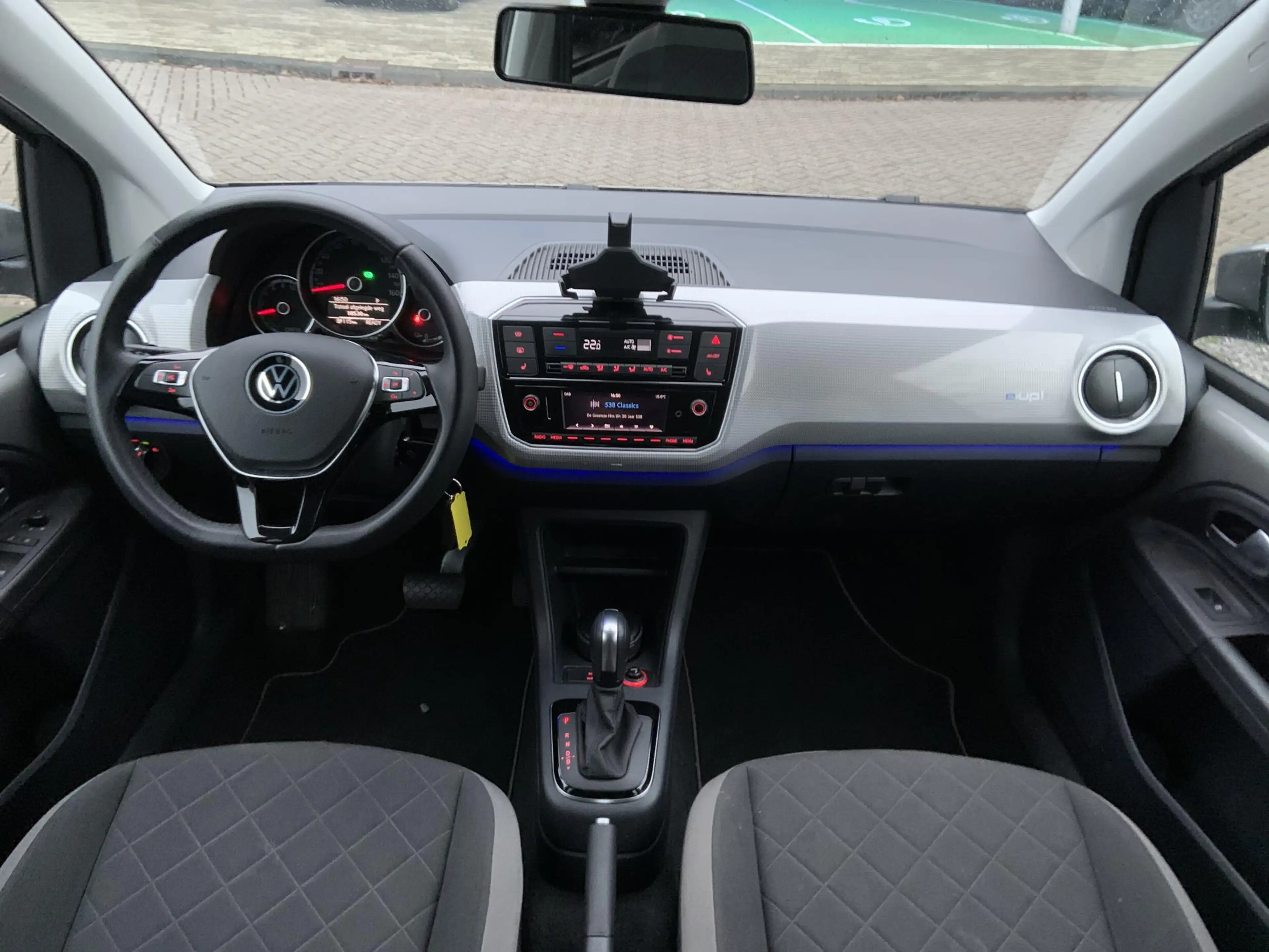 Volkswagen e-up! e-up! Style (Camera,Clima,LM,Cruise,Pdc) — photo 14