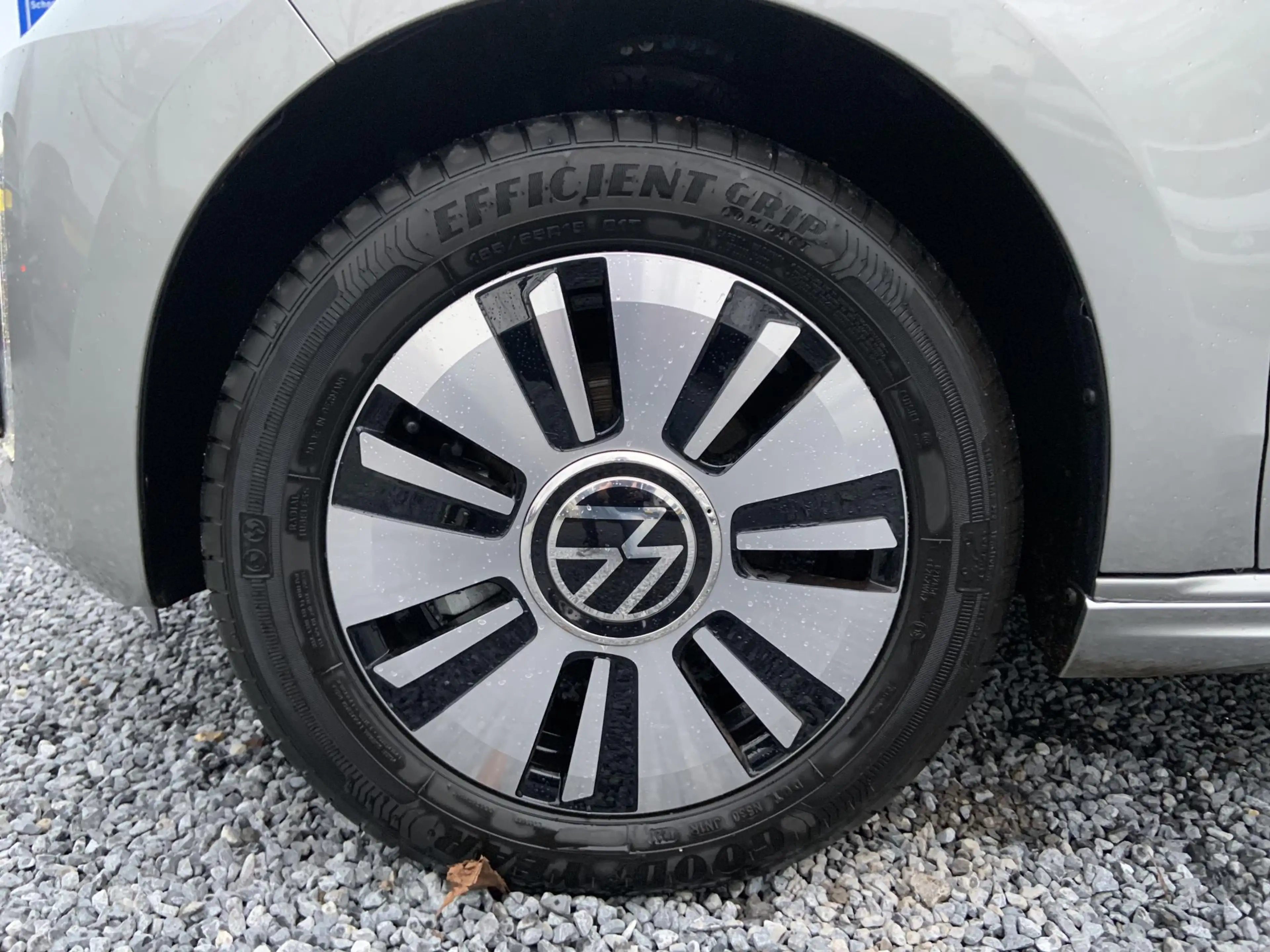 Volkswagen e-up! e-up! Style (Camera,Clima,LM,Cruise,Pdc) — photo 3