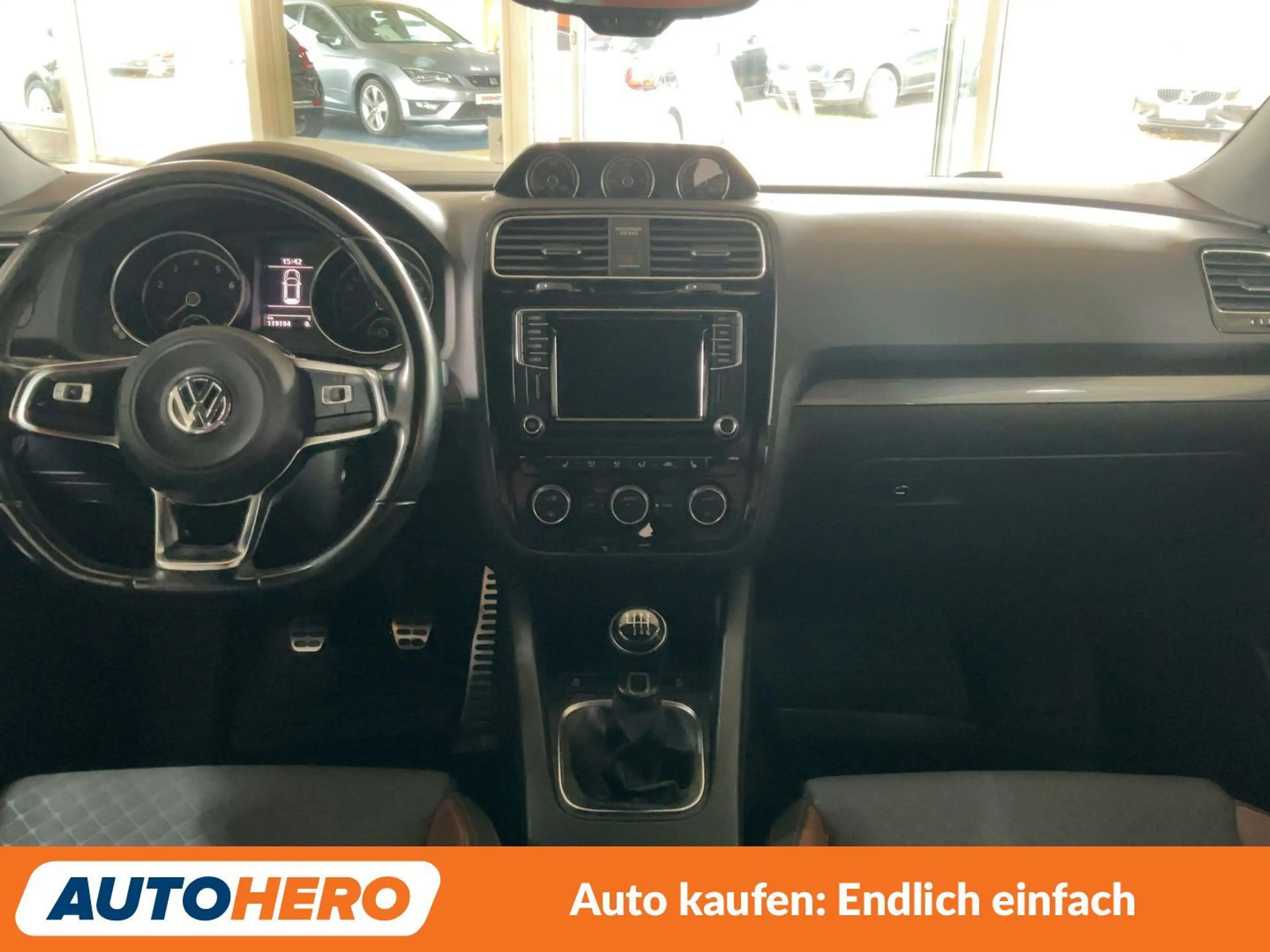 Volkswagen Scirocco 2.0 TSI Allstar BM*NAVI*PDC*SHZ*KLIMA*TEMPO* — photo 12