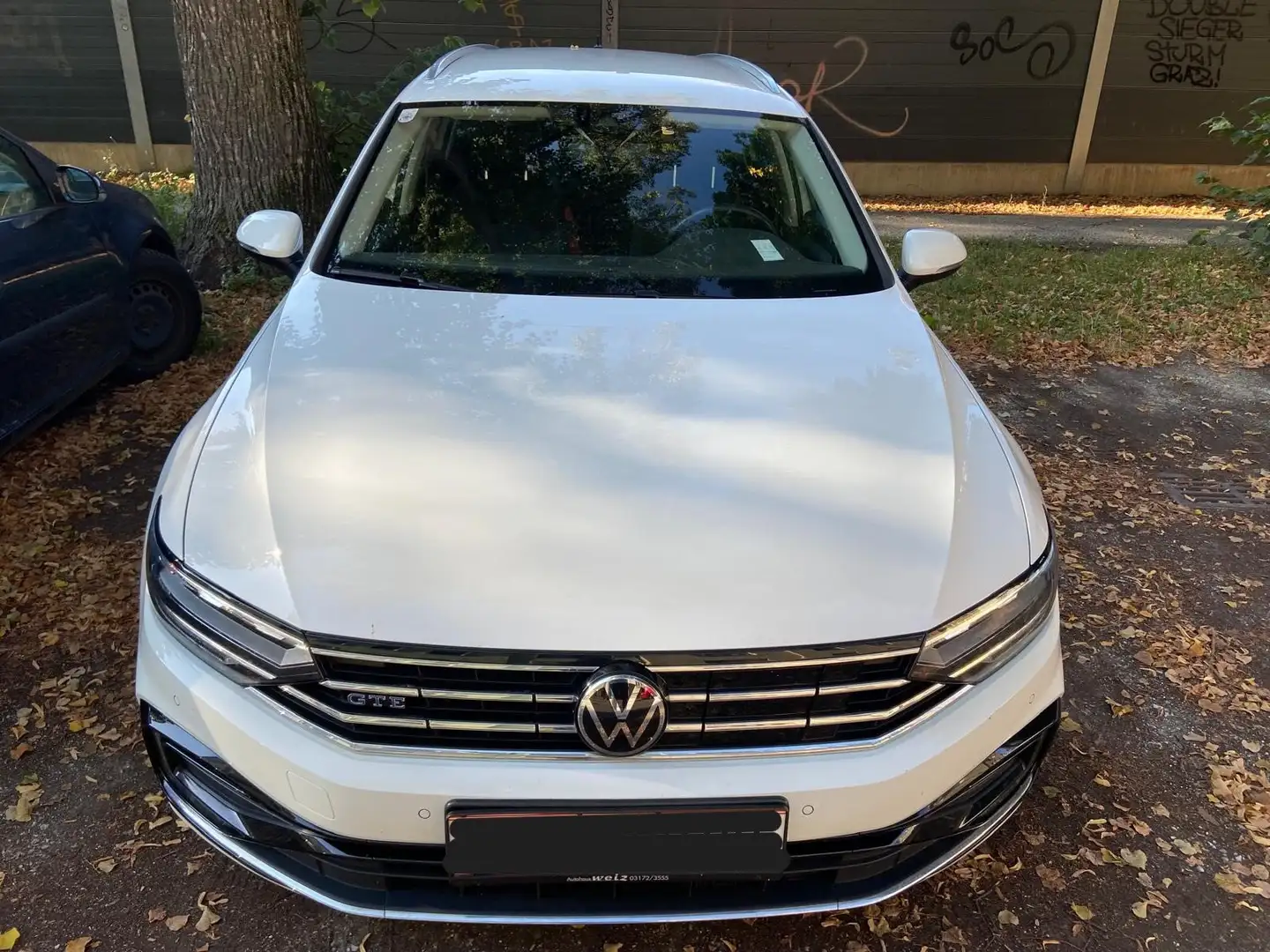 Volkswagen Passat Variant Passat Variant GTE 1,4 TSI e-Hybrid GTE DSG GTE Weiß - 2