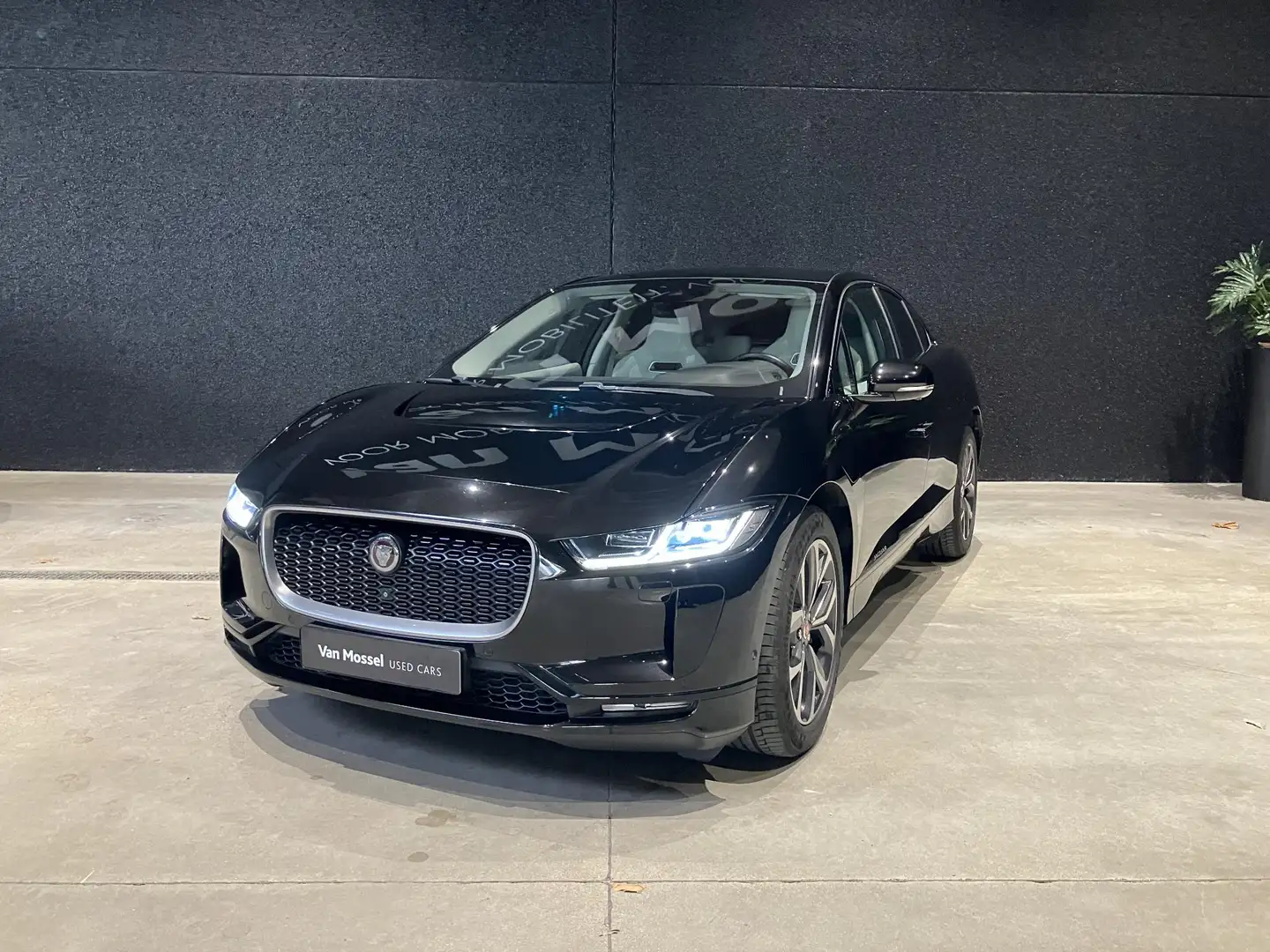 Jaguar I-Pace EV 400 HSE NAVI | LEDER | Pan Dak. | Zetelverwarmi Schwarz - 1