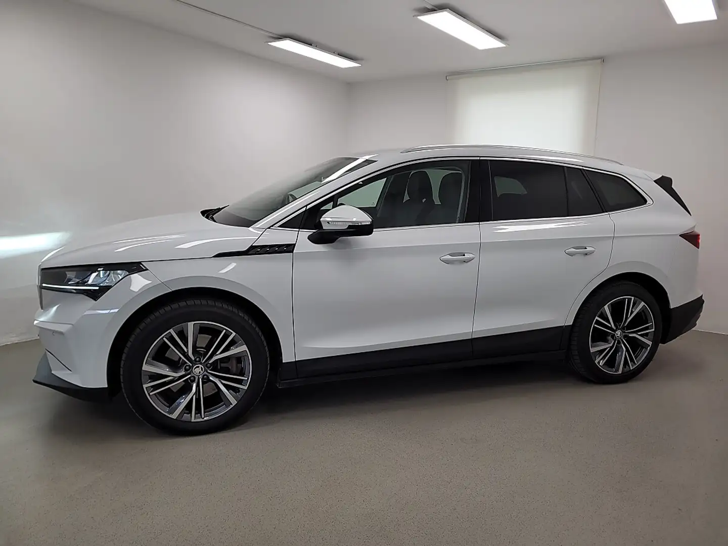 Skoda Enyaq iV 85x 82kWh AHK, Wärmep5Jahre PlusGarant... Weiß - 2