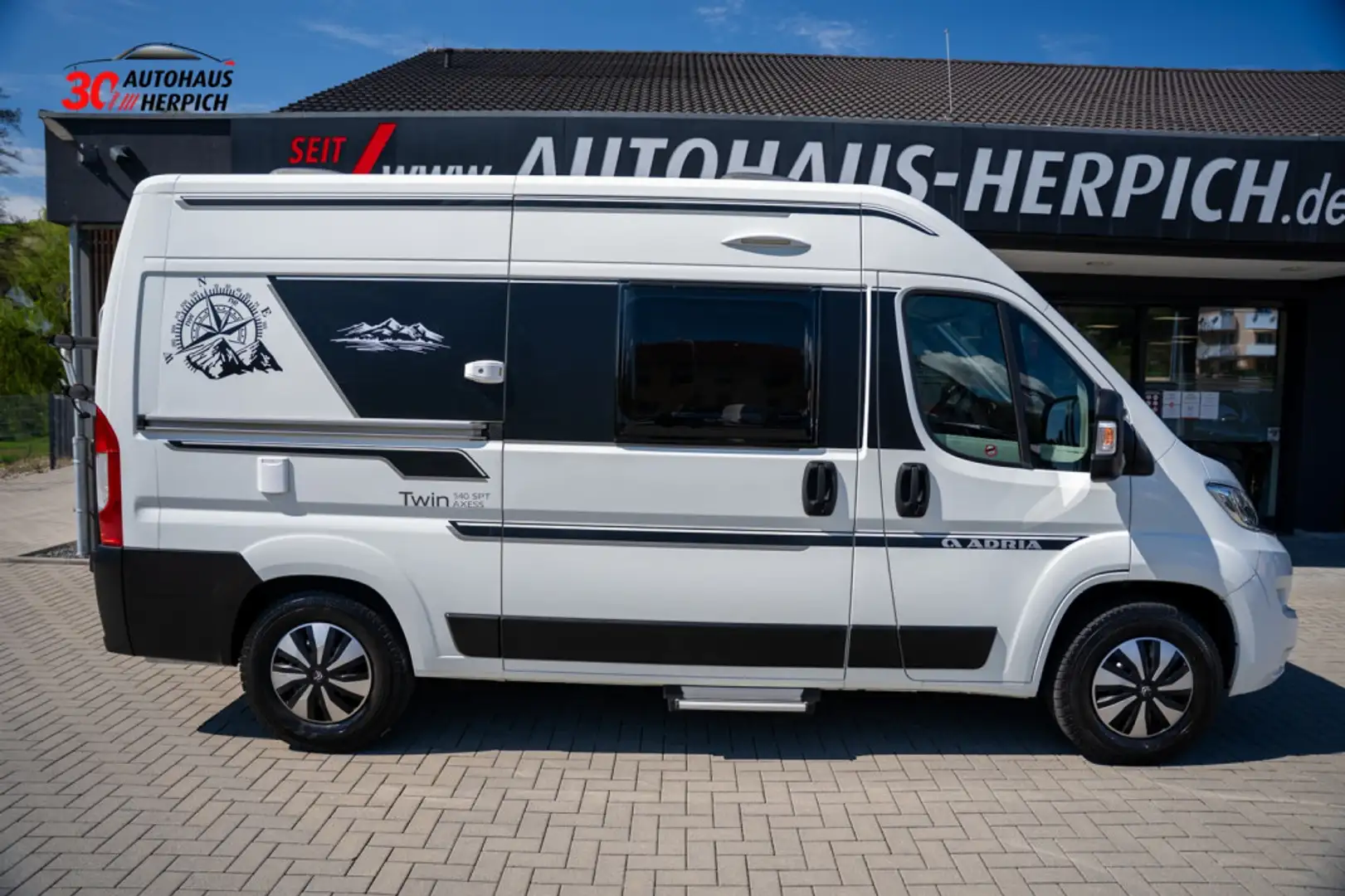 Adria Twin 540 SPT L2H2 AXESS TEMPOMAT KIT DE LUXE Weiß - 1