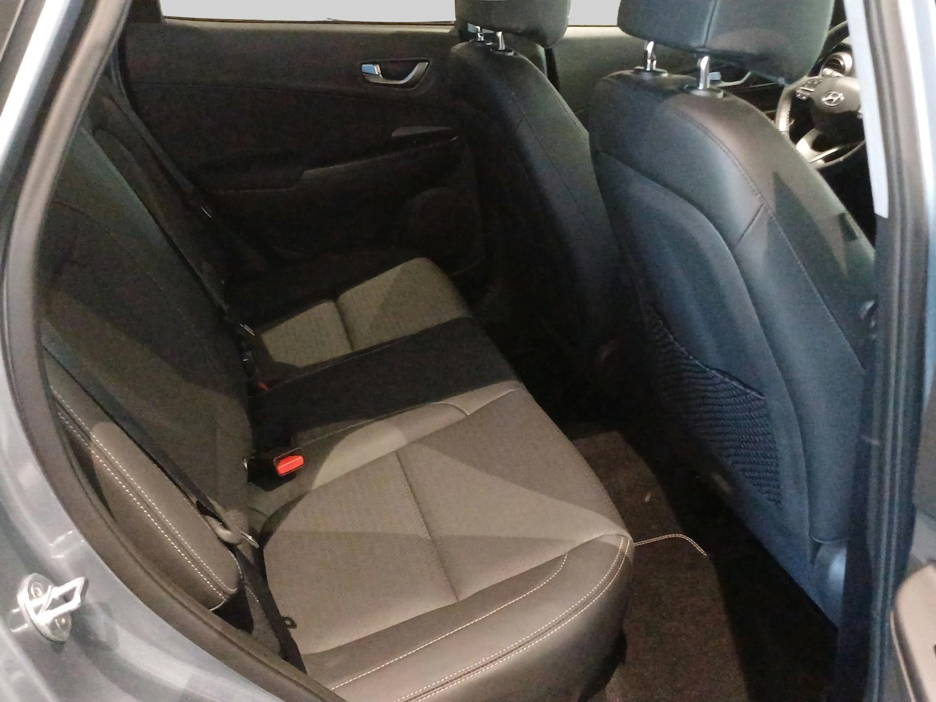 Hyundai KONA 1.0 T-GDI Urban — photo 15