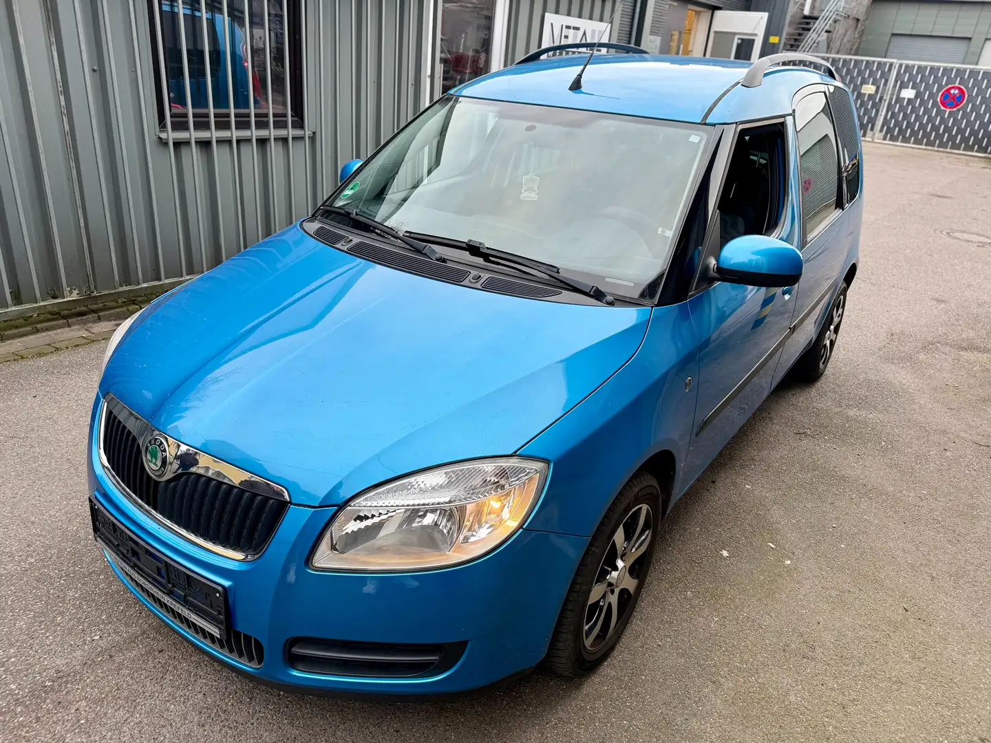 Skoda Roomster 1.4 TDIStyle PlusEdition 1.Hand TÜV+SERVICE NEU Blau - 1