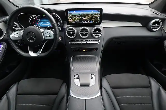 Mercedes-Benz GLC 300 de PHEV Coupé 4MATIC Aut. ACC, AHK elektr., Mul... Ansicht 10