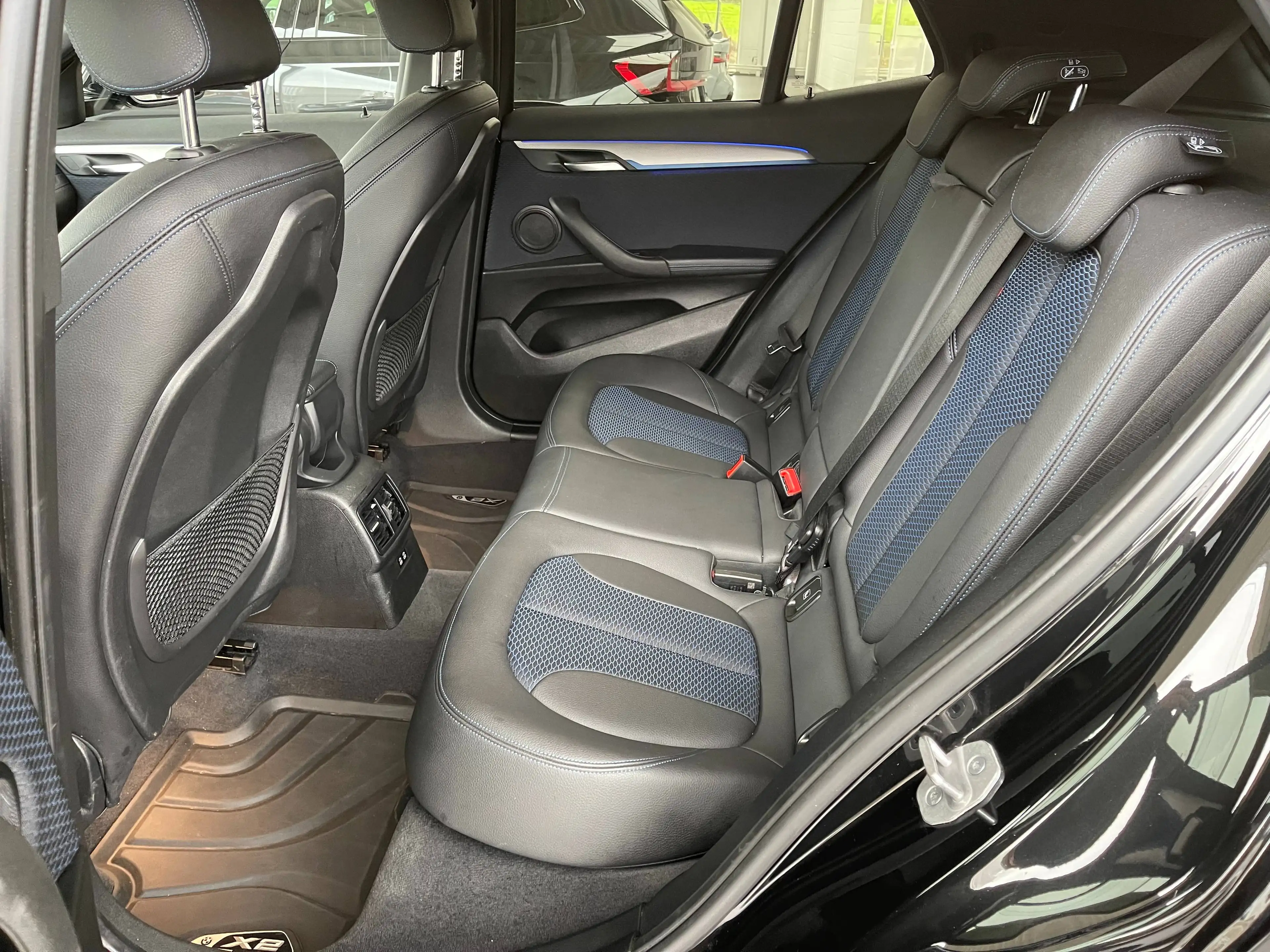 BMW X2 2.0iA xDrive *** GARANTIE + PACK M + LED + GPS PRO + CUIR *** — photo 12