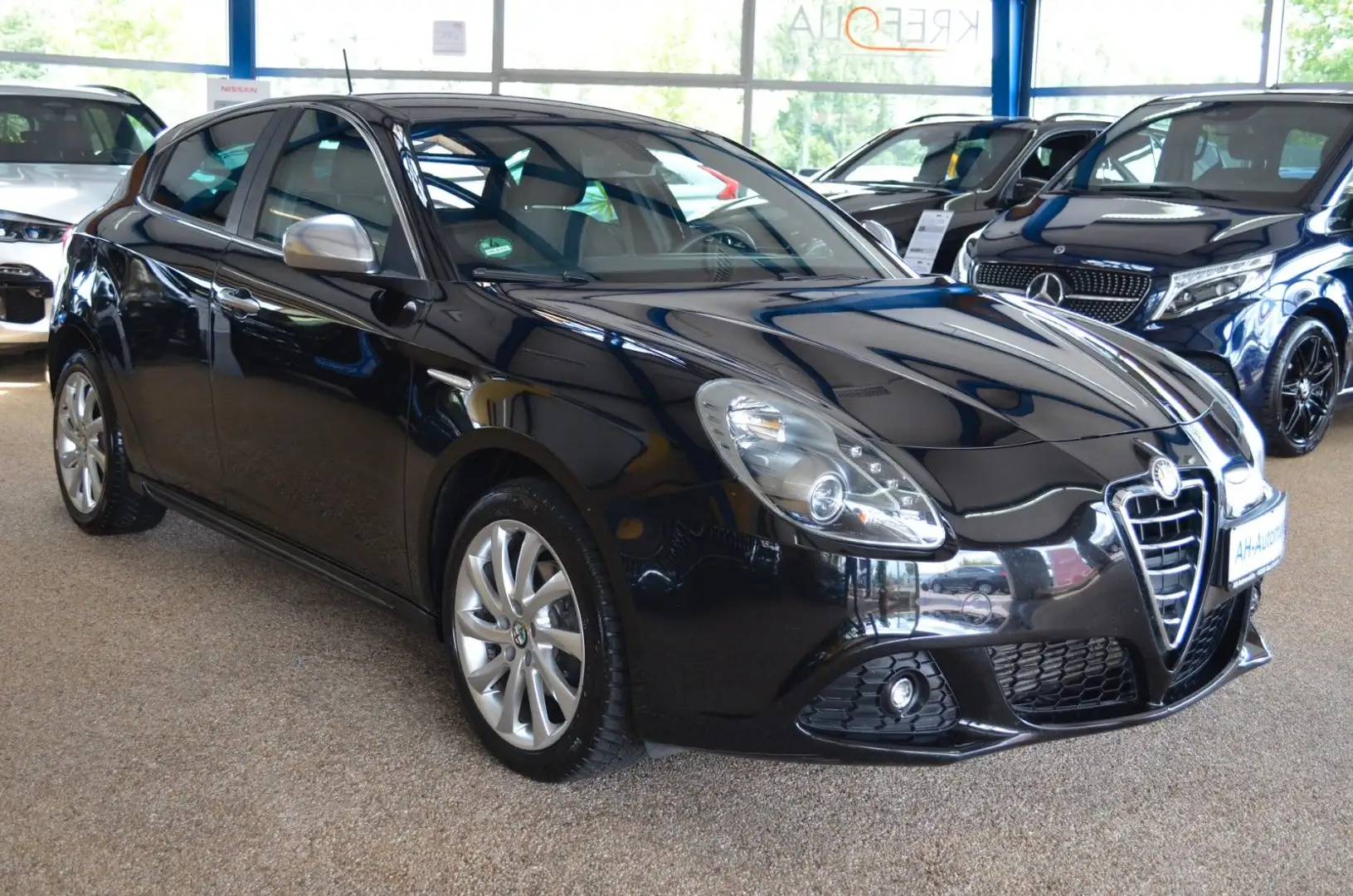 Alfa Romeo Giulietta Turismo KLIMAAUTO./ TEMPOMAT Schwarz - 2