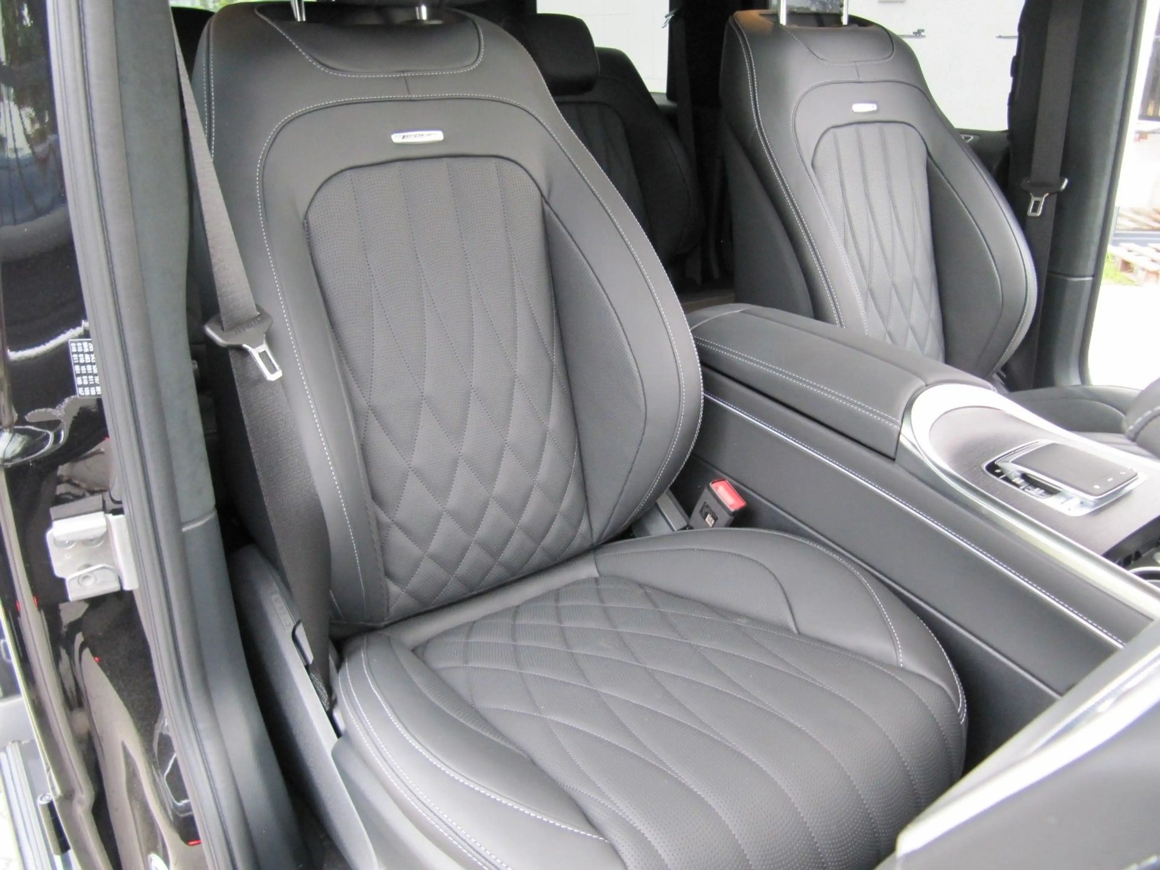 Mercedes-Benz G 63 AMG TZ NIGHT BURMESTER  A22 — photo 9