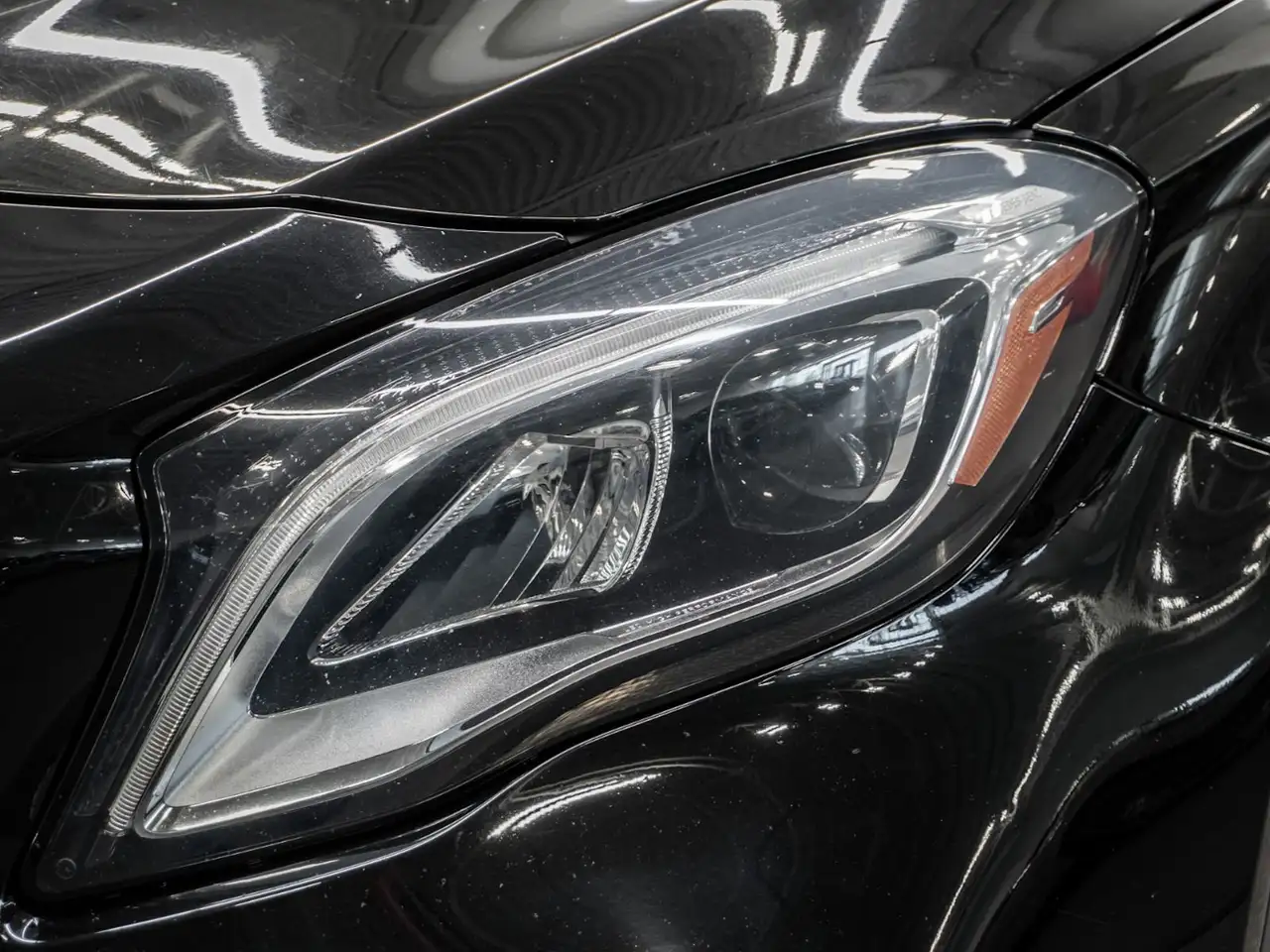 Mercedes-Benz GLA photo Mercedes-Benz GLA