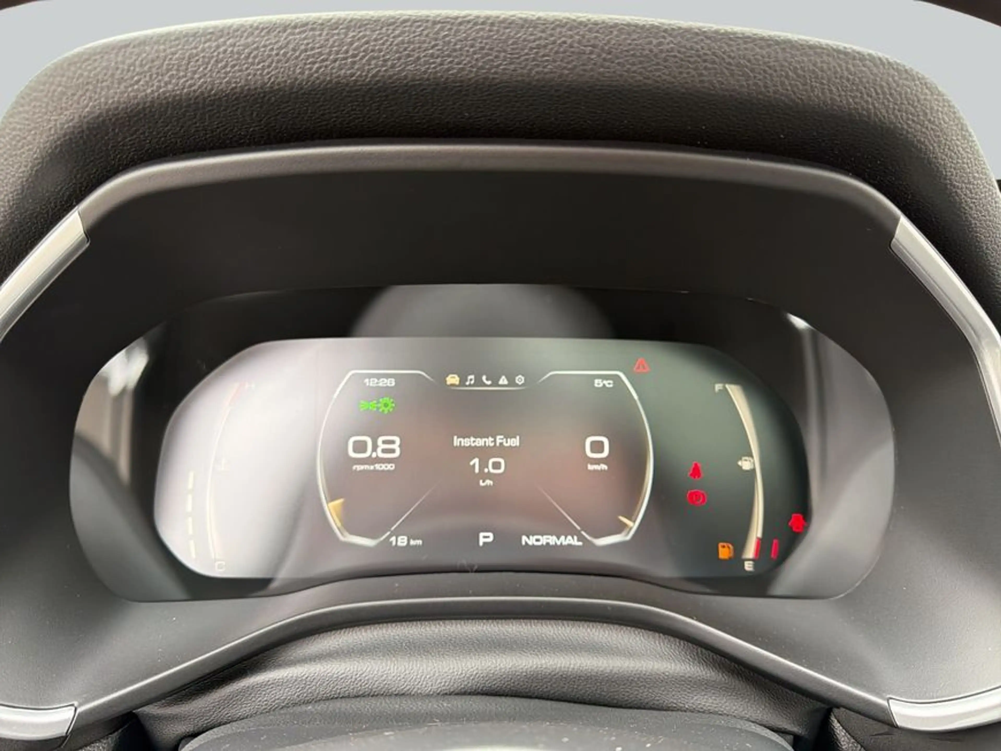GWM HAVAL Jolion Pro 1.5 Turbo FWD Premium 130 kW, 5-t — photo 13