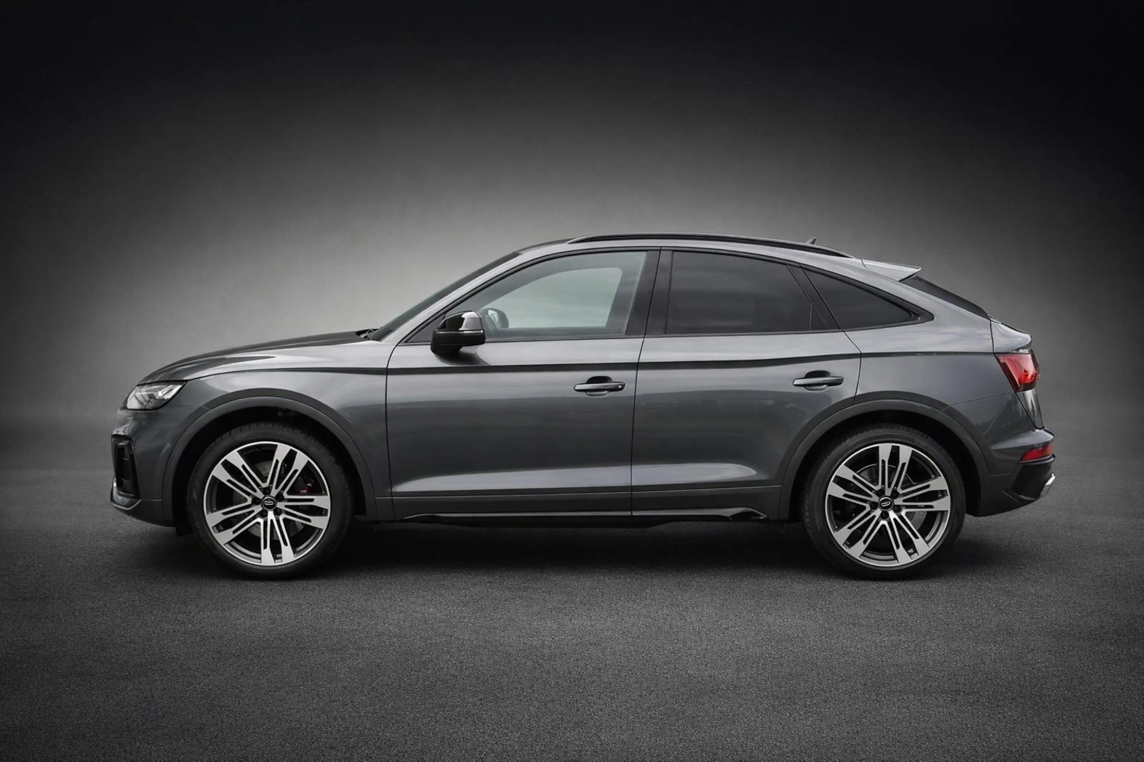 Audi SQ5 Sportback VIRTUAL*ADAPTIV*NAVI+*MATRIX*AHK* — photo 5
