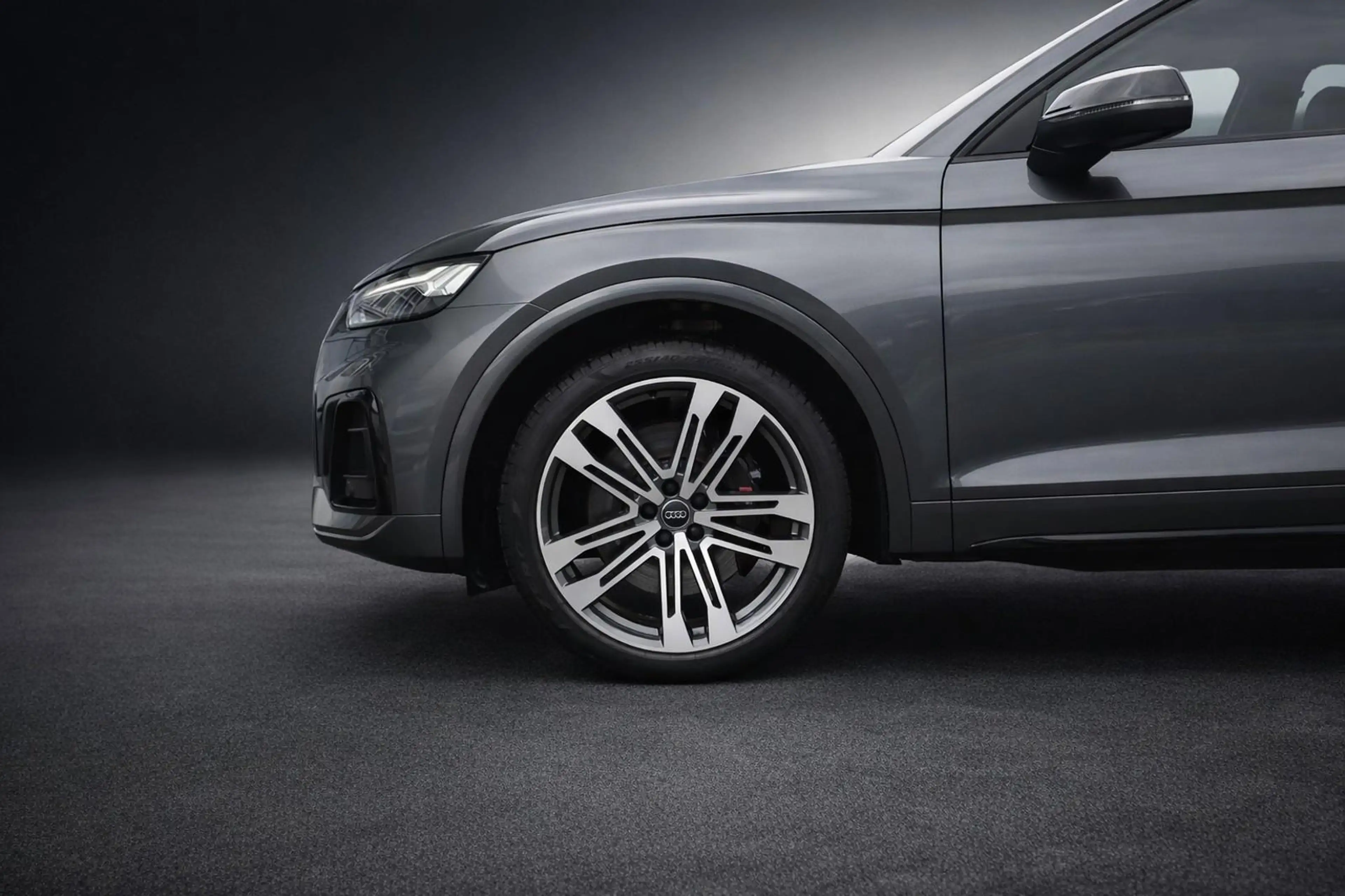 Audi SQ5 Sportback VIRTUAL*ADAPTIV*NAVI+*MATRIX*AHK* — photo 3