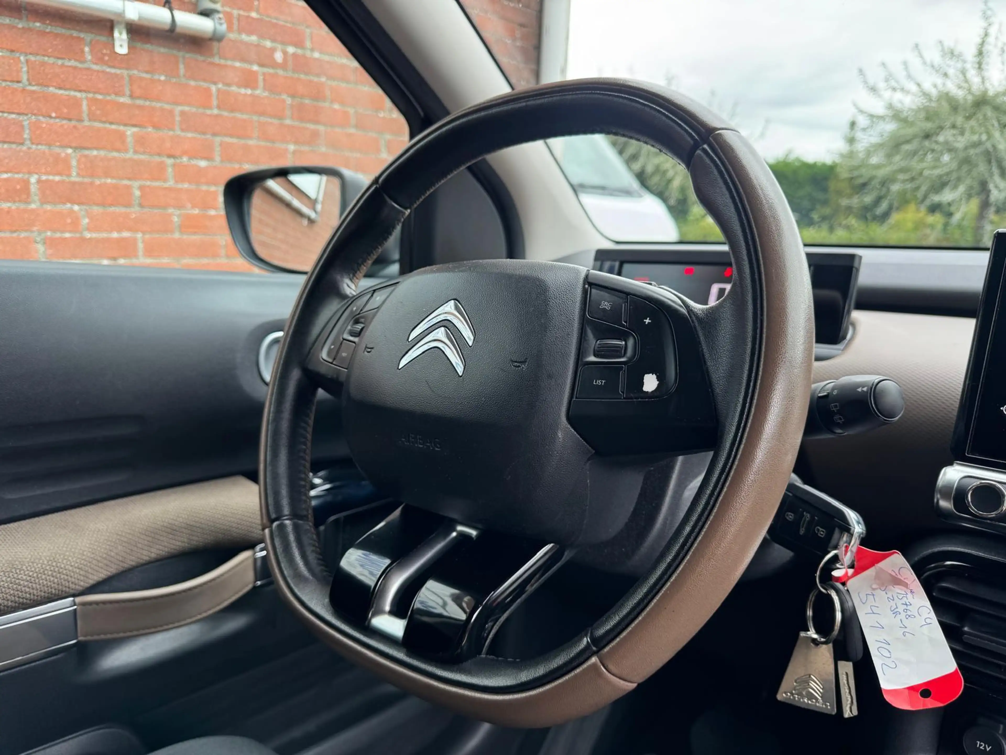 Citroen C4 Cactus 1.2 e-VTi Shine AUTOMAAT CAMERA TREKHAAK PDC LMV N — photo 14