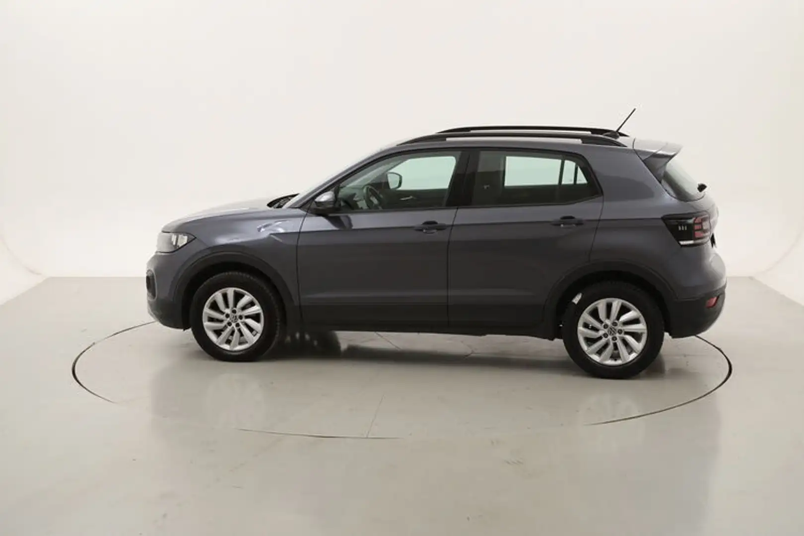 Volkswagen T-Cross Life 1.0 Benzina 95CV Gris - 2