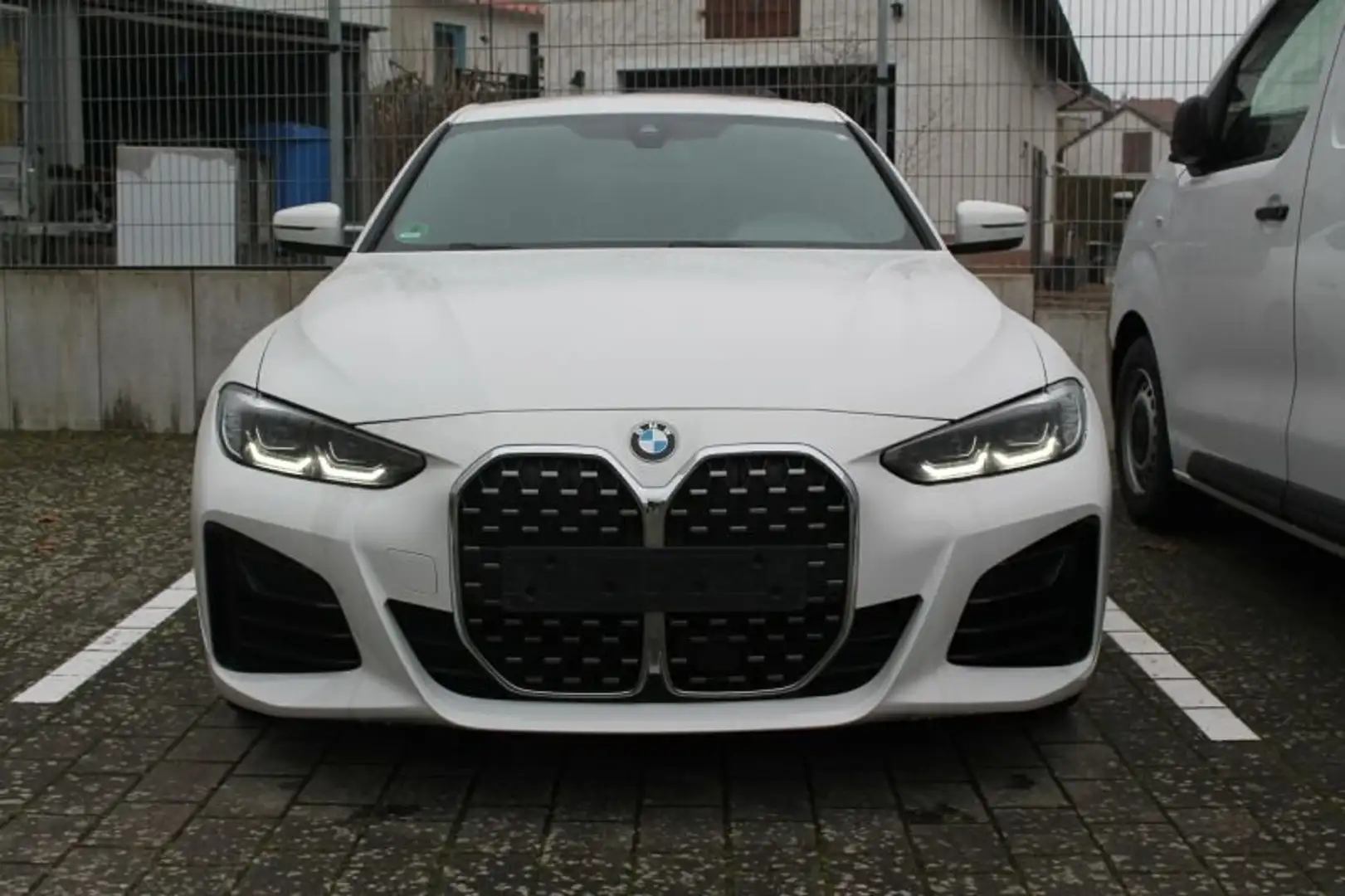 BMW 420 d xDrive Gran Coupé M Sport Navi.LED.ACC.AHK Weiß - 2
