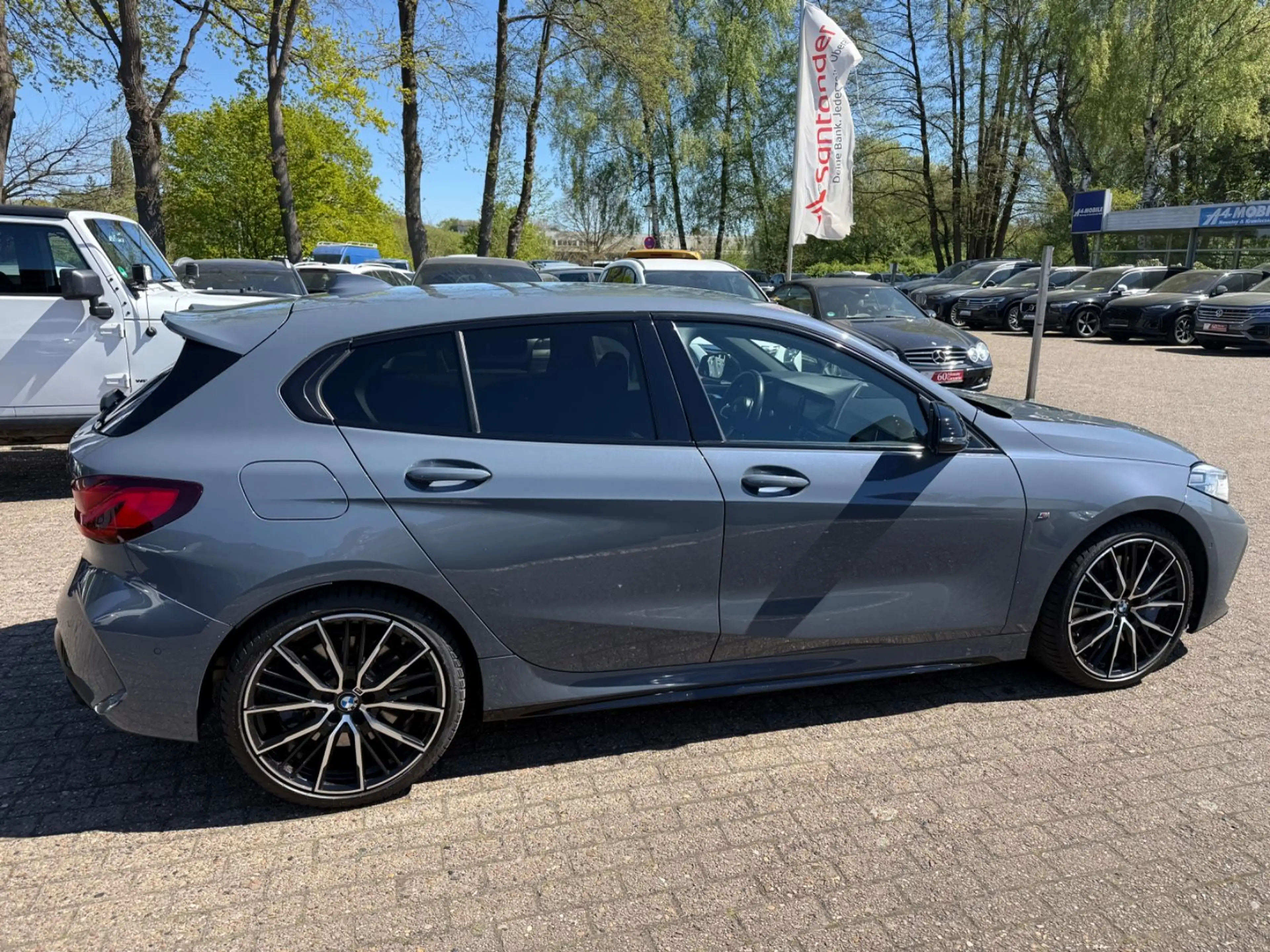 BMW 135 i xDrive Navi LED Memory Head-Up Kamera — photo 7