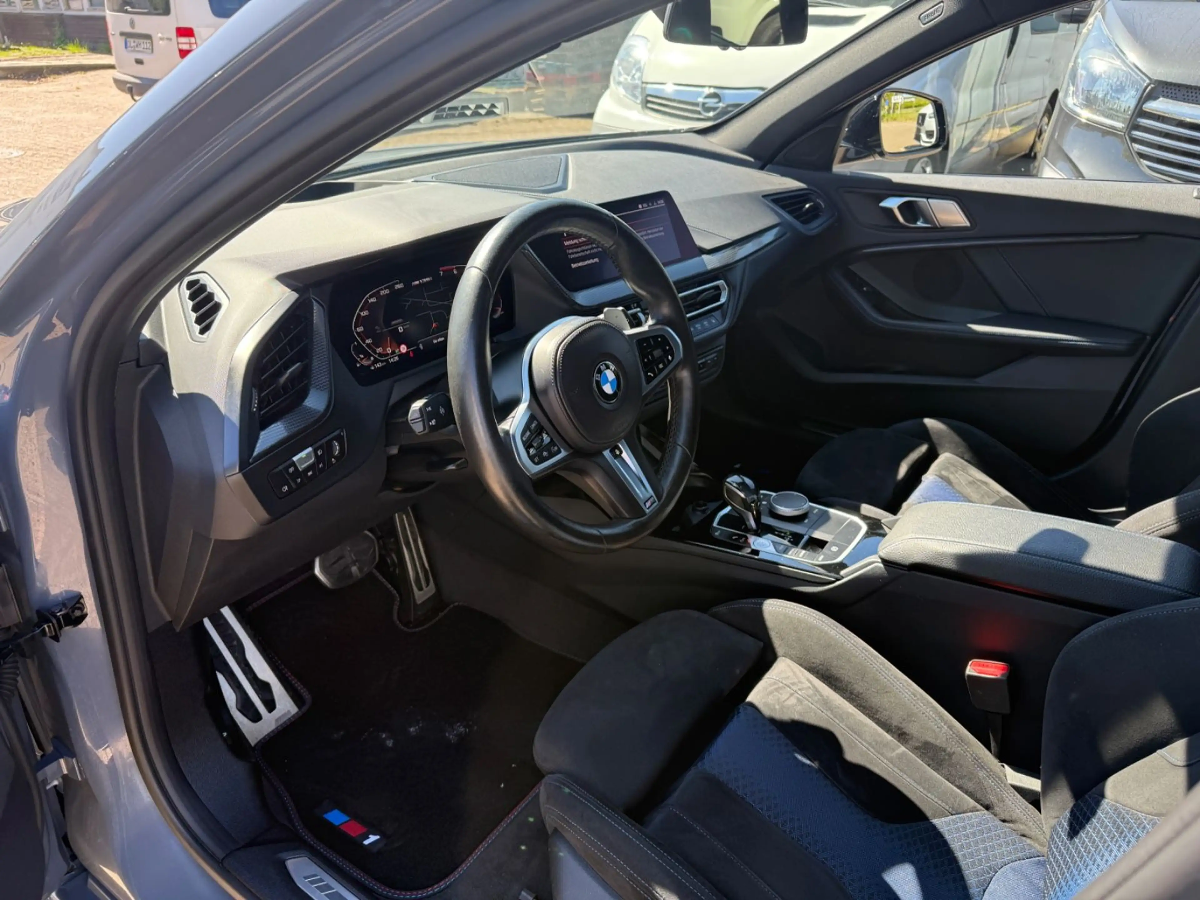 BMW 135 i xDrive Navi LED Memory Head-Up Kamera — photo 4