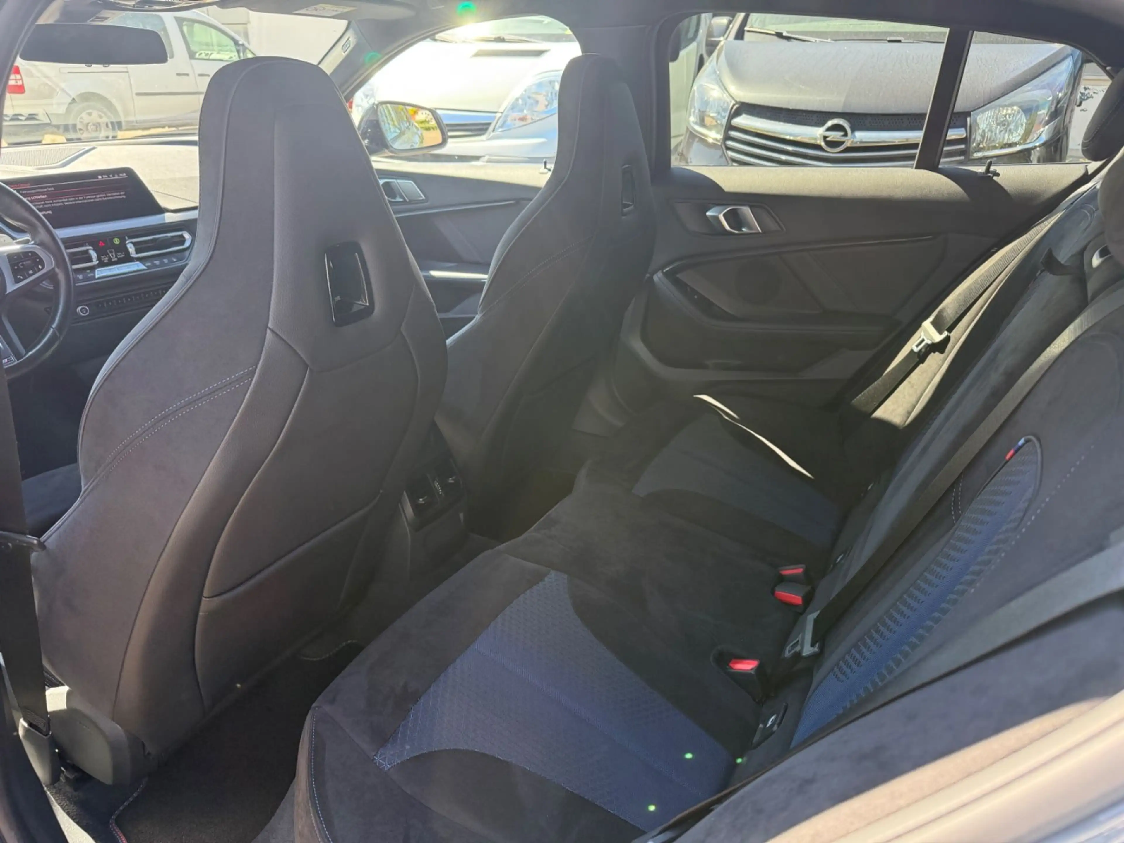 BMW 135 i xDrive Navi LED Memory Head-Up Kamera — photo 15