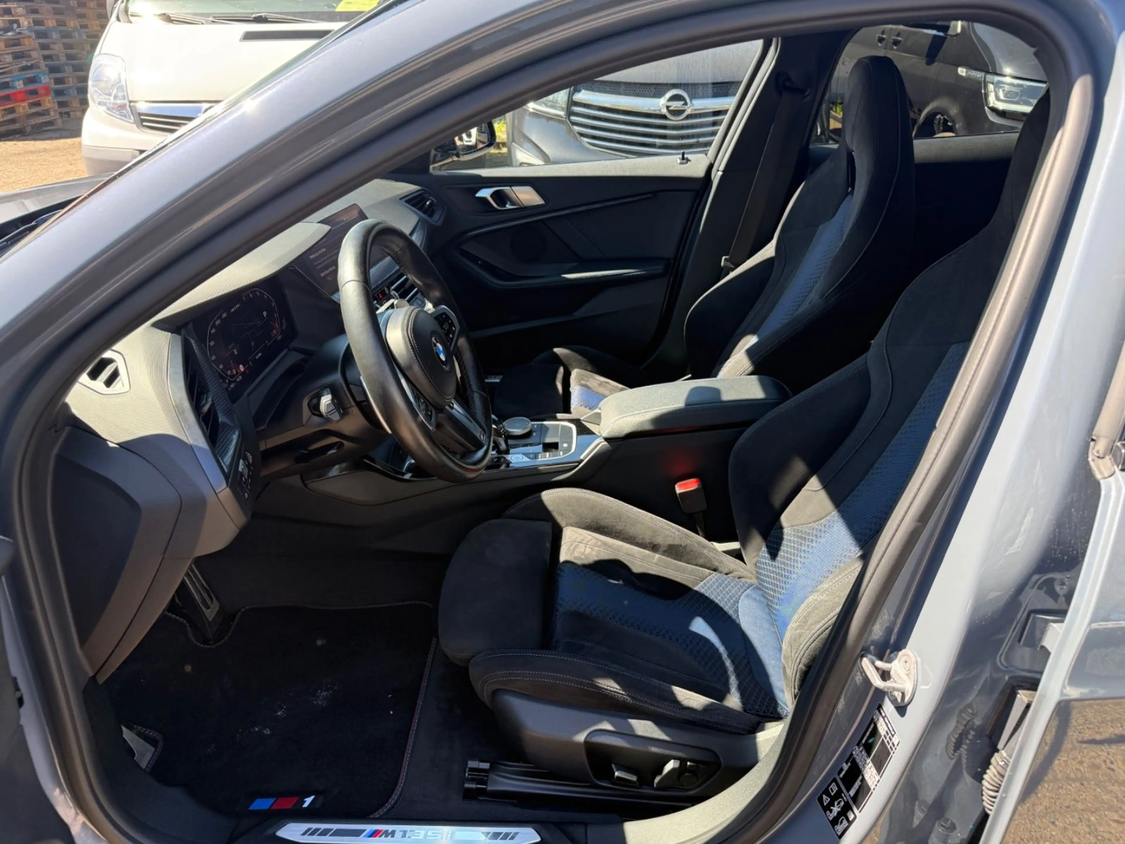 BMW 135 i xDrive Navi LED Memory Head-Up Kamera — photo 13
