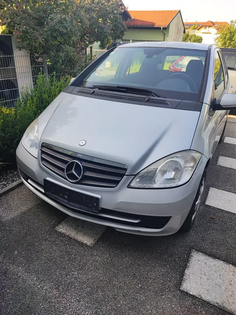 Mercedes-Benz A 150 A 150 Elegance BlueEfficiency Elegance Argent - 1