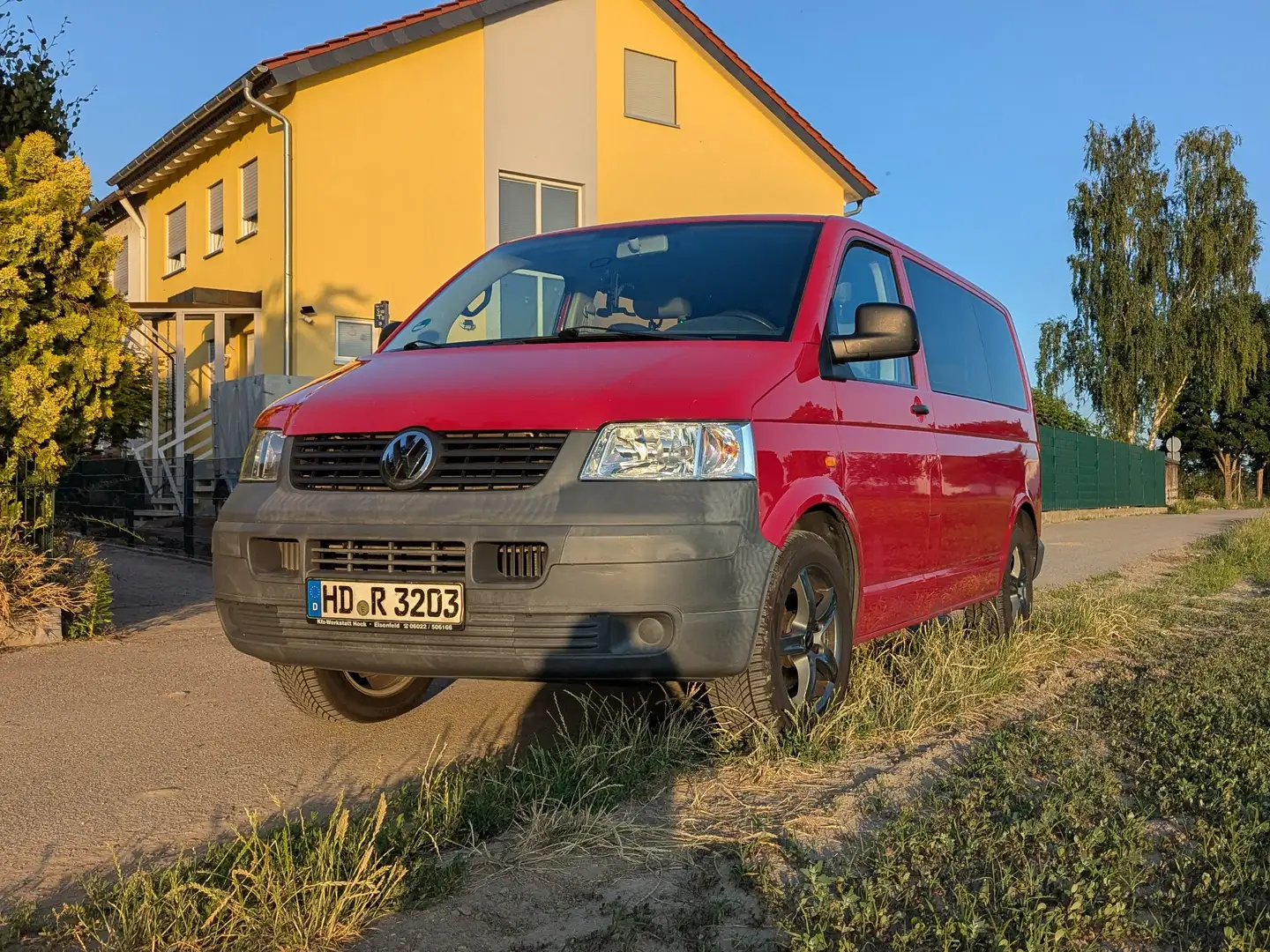 Volkswagen T5 Transporter 7HC Rot - 2